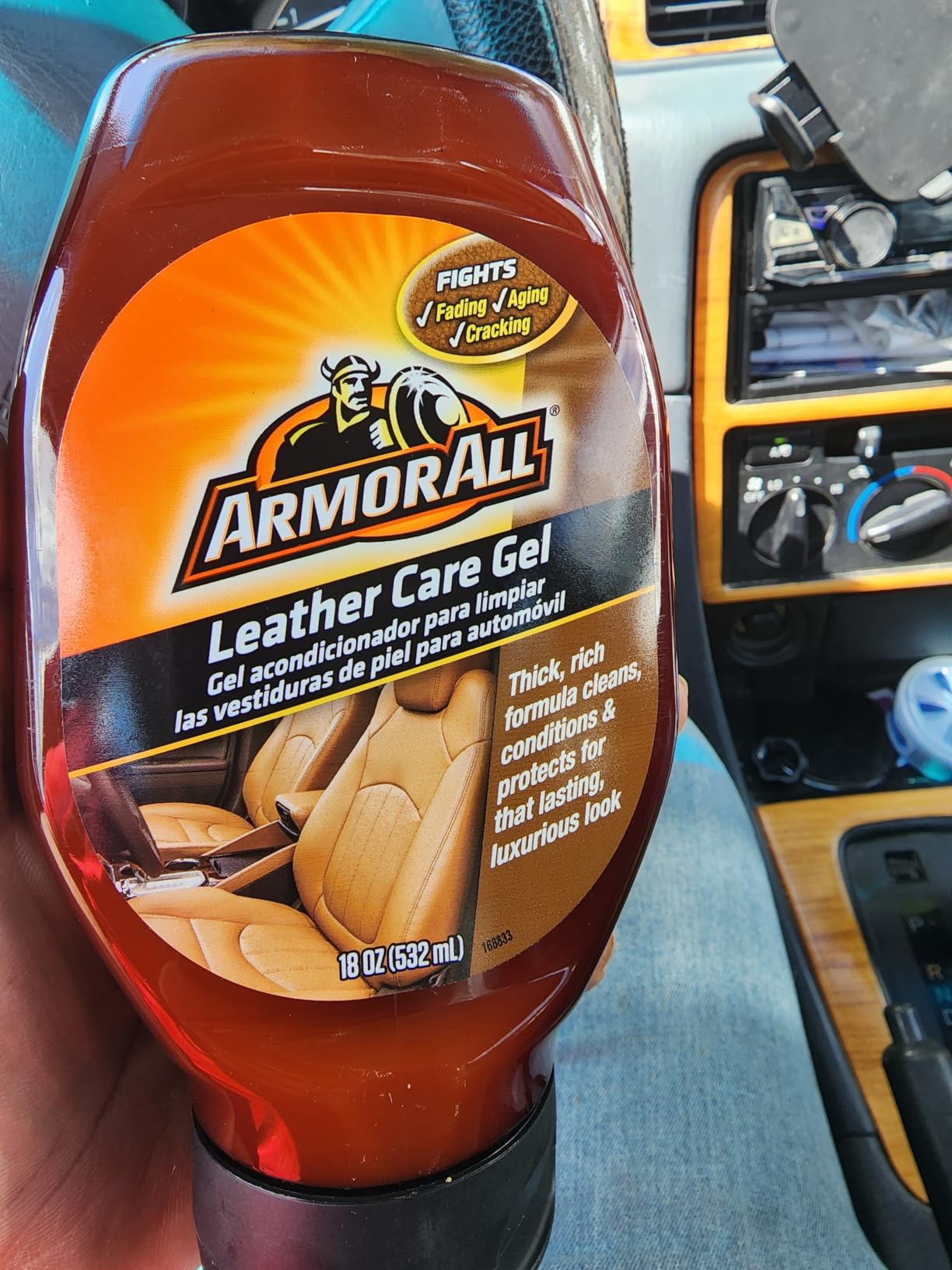 Armor All Car Leather Conditioner Gel, Interior Cleaner for Cars, Trucks and Motorcycles, 18 Fl Oz customer photo 2