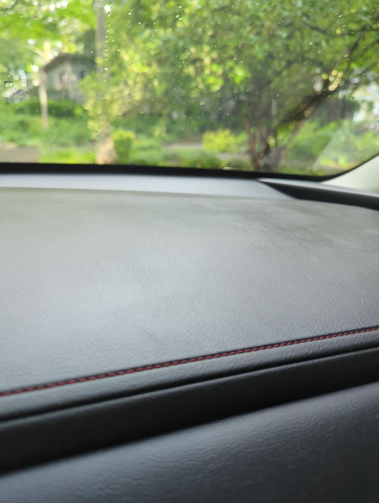 Meguiar's Gold Class Leather Conditioner Spray, 16 Oz customer photo 1