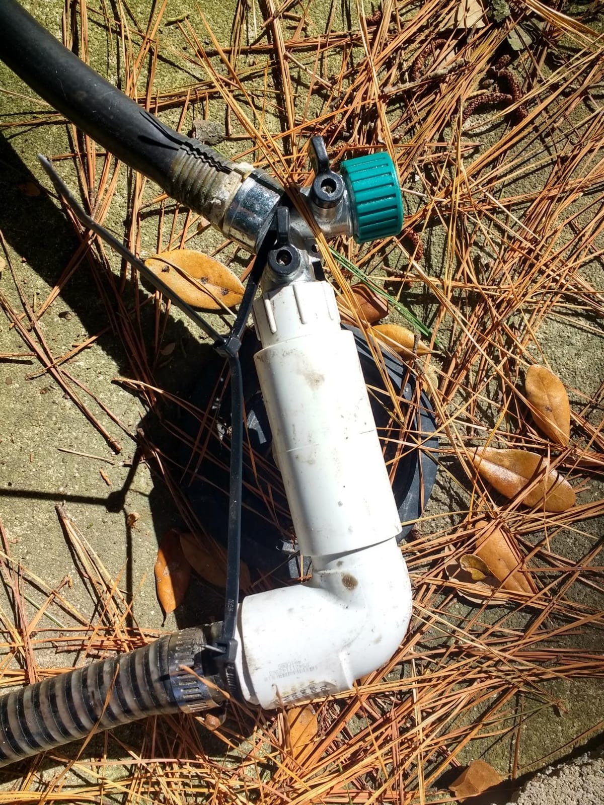 Valterra SS01 RV SewerSolution Drainage Kit with 10' Hose and Accessories customer photo 2