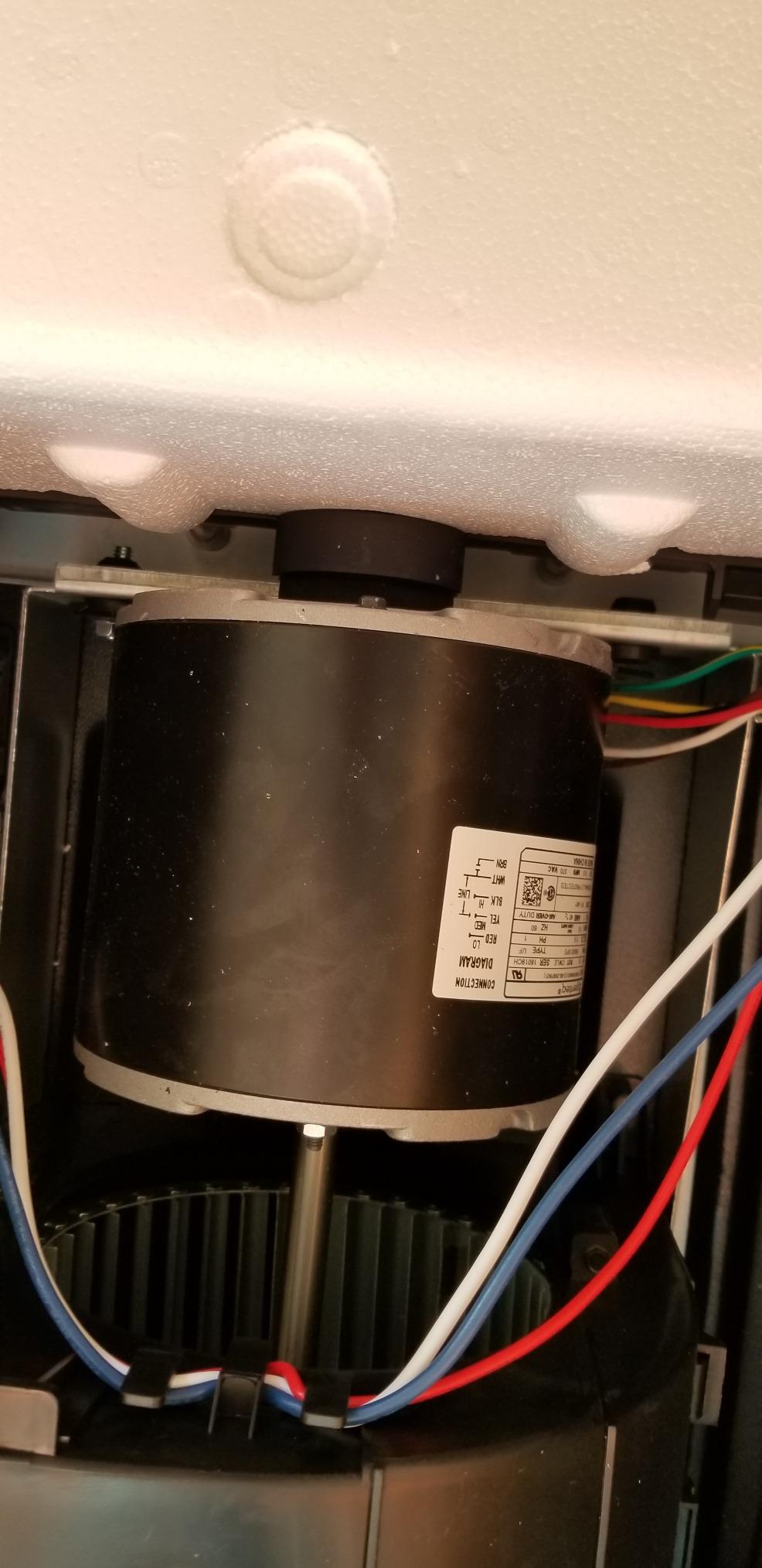 Dometic Penguin II High Efficiency, Low Profile Rooftop Air Conditioner, Ducted or Non-Ducted Application, 13.5K BTU, Polar White, Cool Only, No Pre-Installed Controls customer photo 1