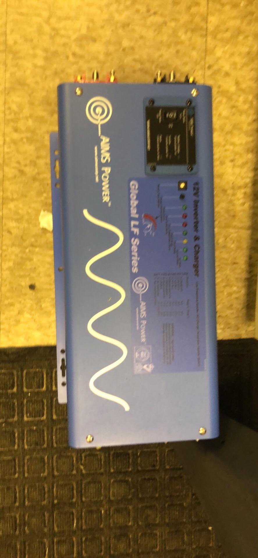 AIMS 3000W 12V Pure Sine Inverter Charger w/Transfer Switch 120V Backup customer photo 2