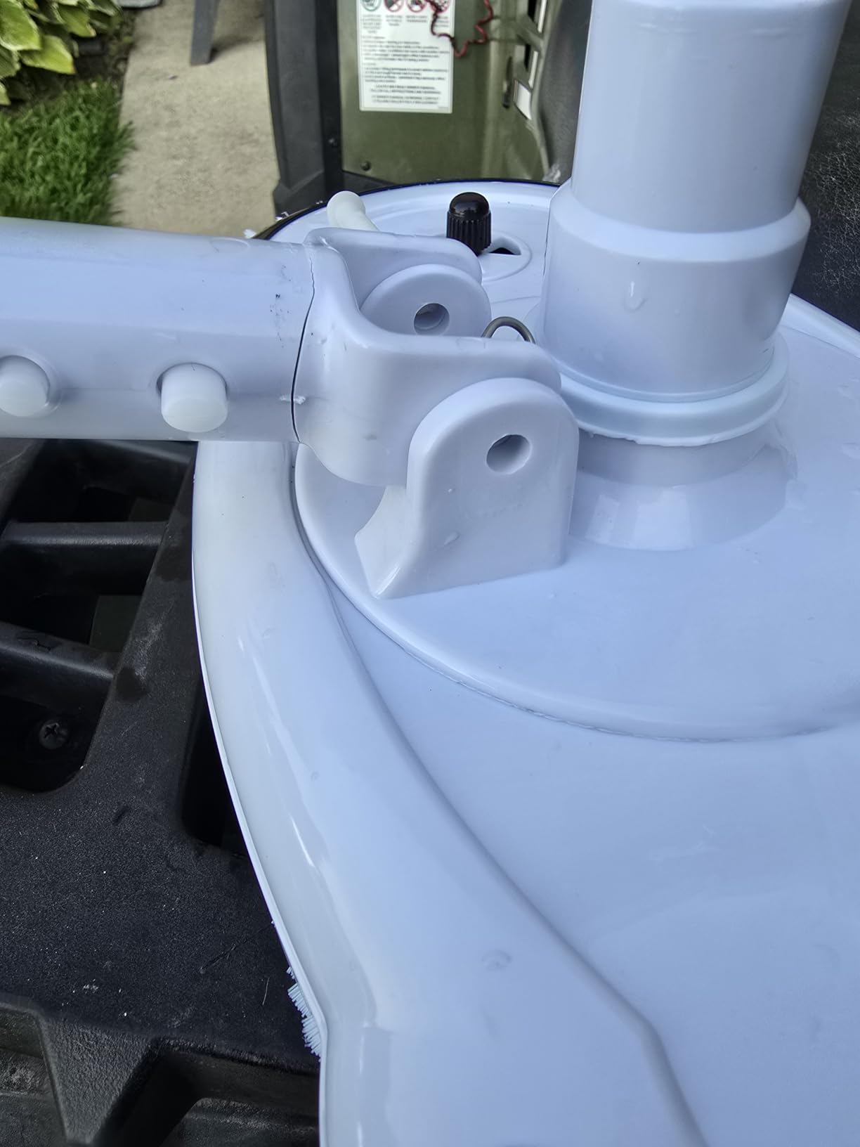 Poolmaster Deluxe Vinyl Liner Pool Vacuum with Air Relief customer photo 2