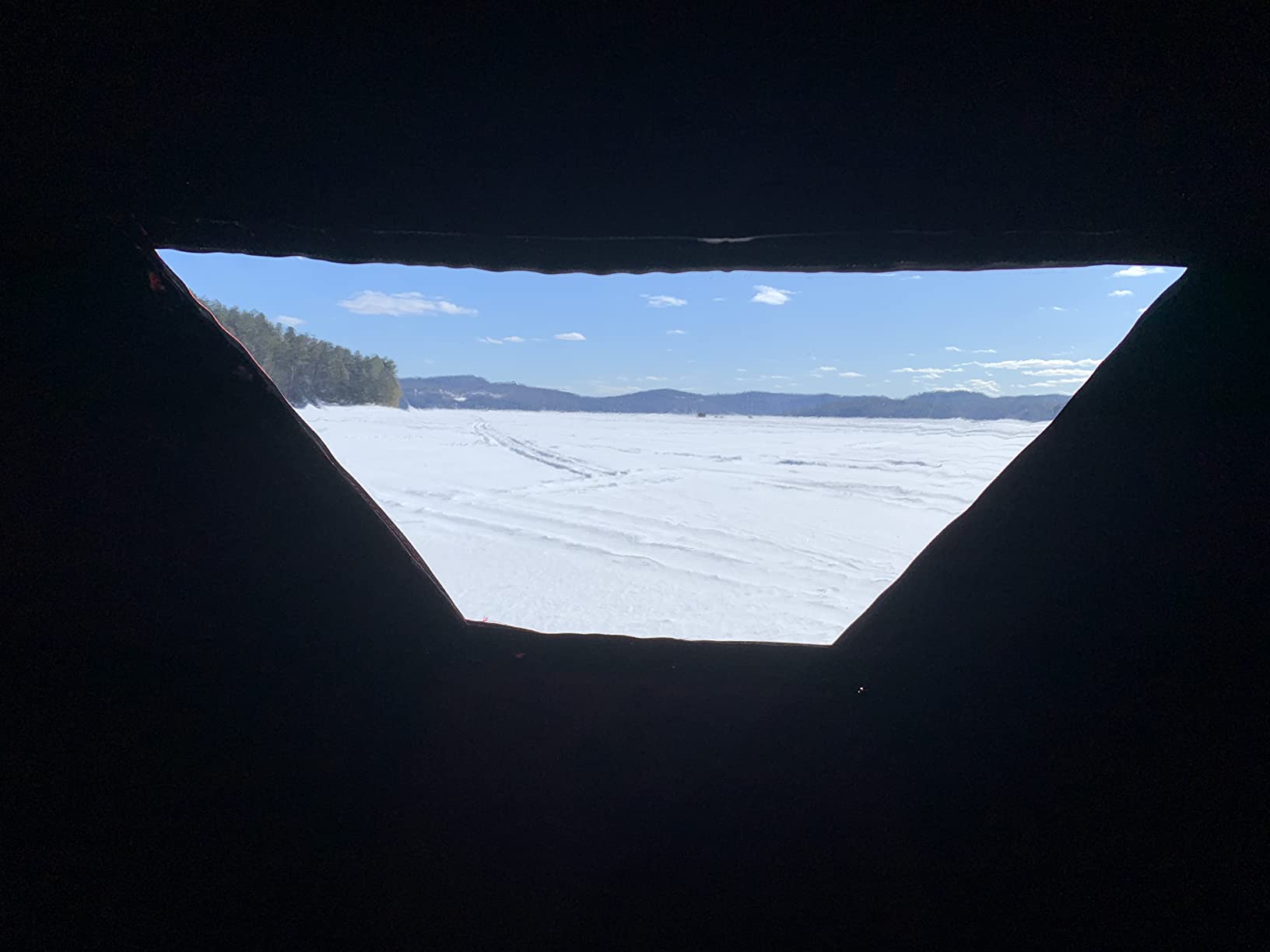 THUNDERBAY Ice Cube 2-4 Man Portable Ice Shelter, 24/34 Square Feet of Fishable Area, Portable 2-3 Person Ice Shanty customer photo 1