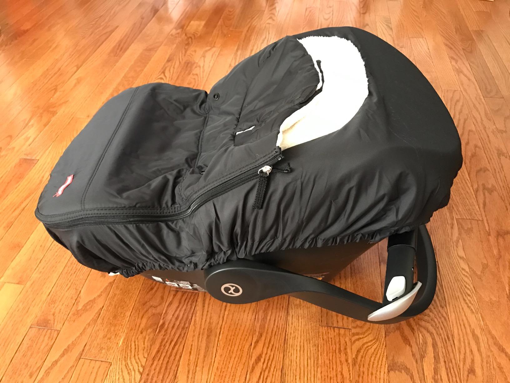 Skip Hop Winter Car Seat Cover, Stroll & Go, Black customer photo 2