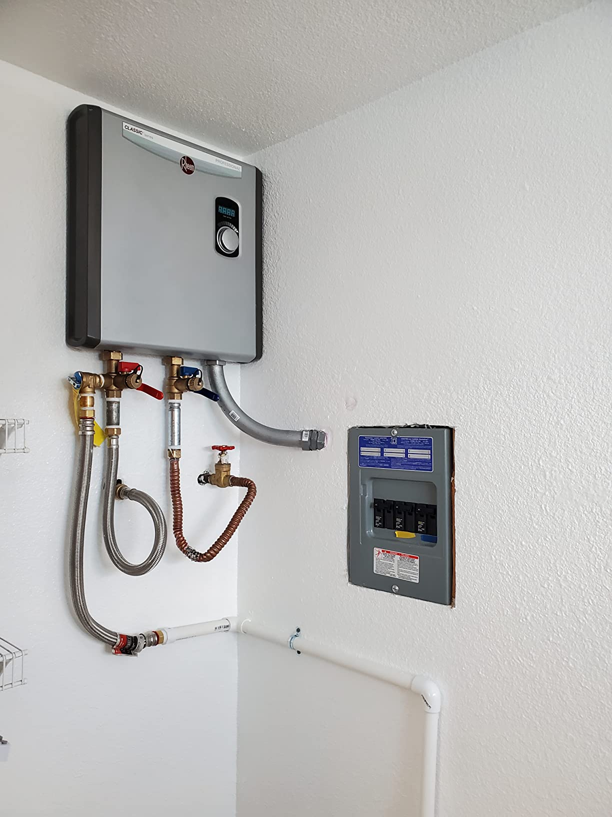 Rheem RTEX-24 24kW 240V Electric Tankless Water Heater, Gray customer photo 1