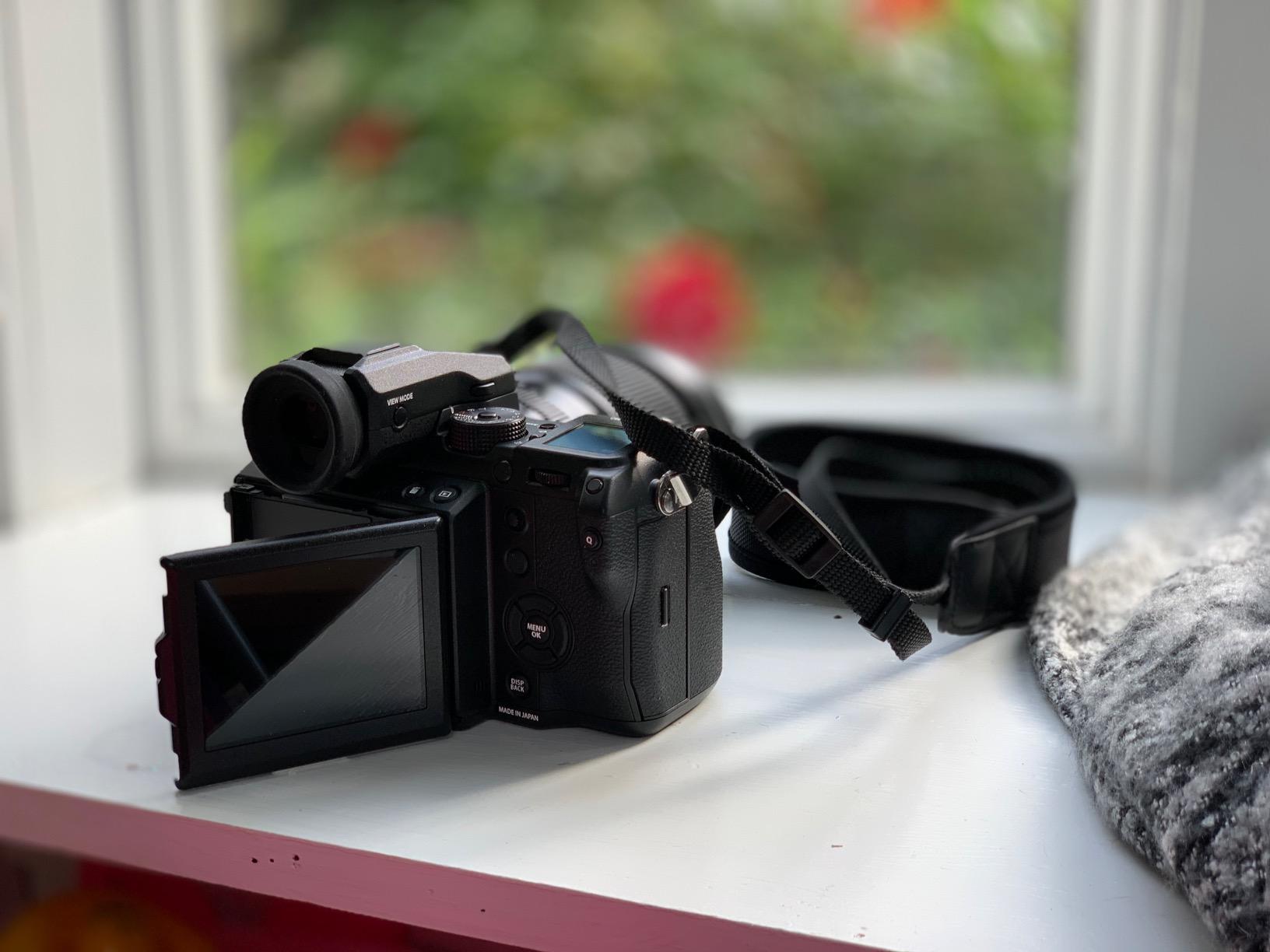 Fujifilm GFX 50S 51.4MP Mirrorless Medium Format Camera (Body Only) customer photo 2
