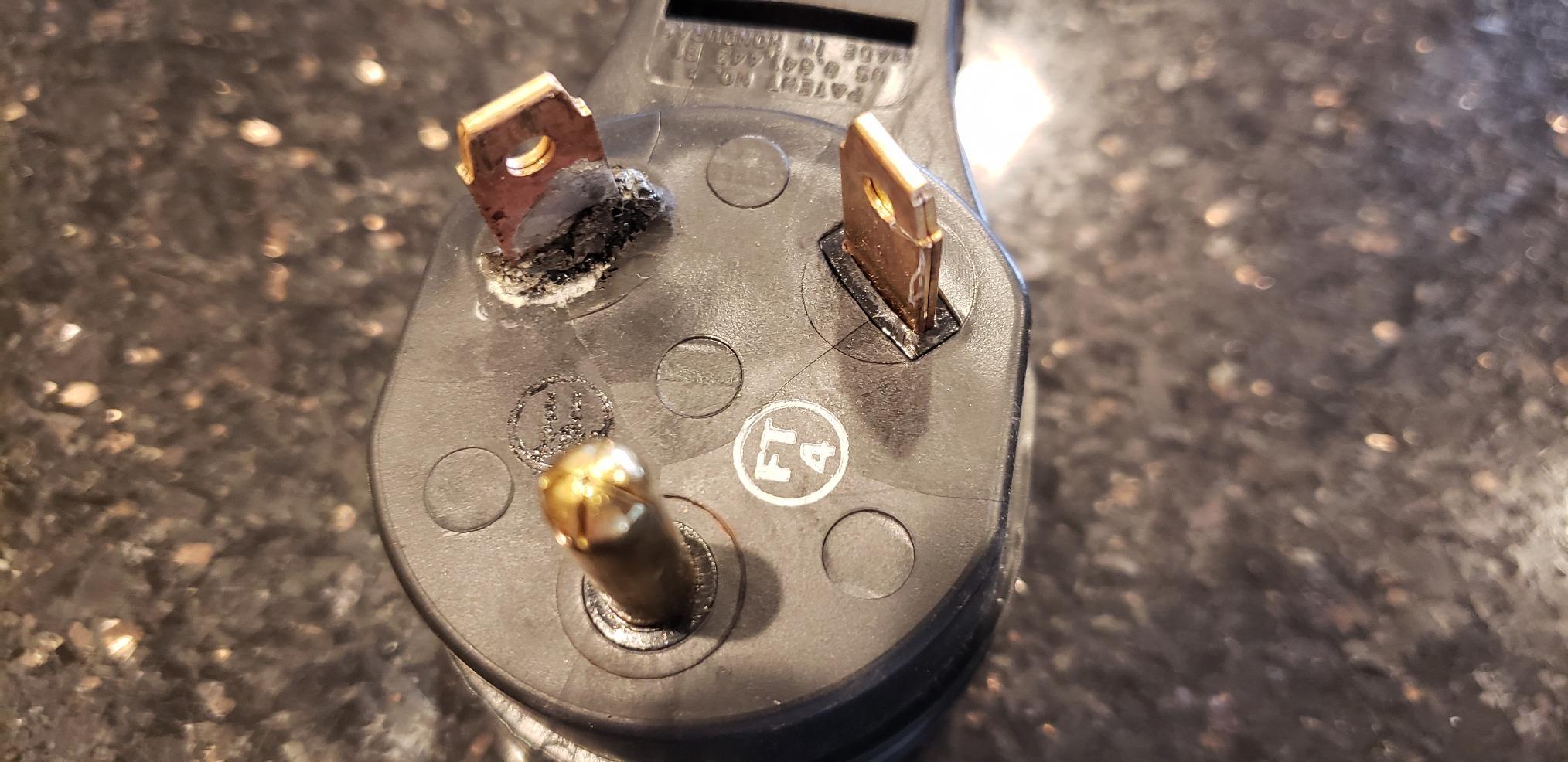 Southwire Surge Guard™ 30 Amp Portable RV Surge Protector with Enhanced Diagnostics, 2100 Joules, 44280 customer photo 2