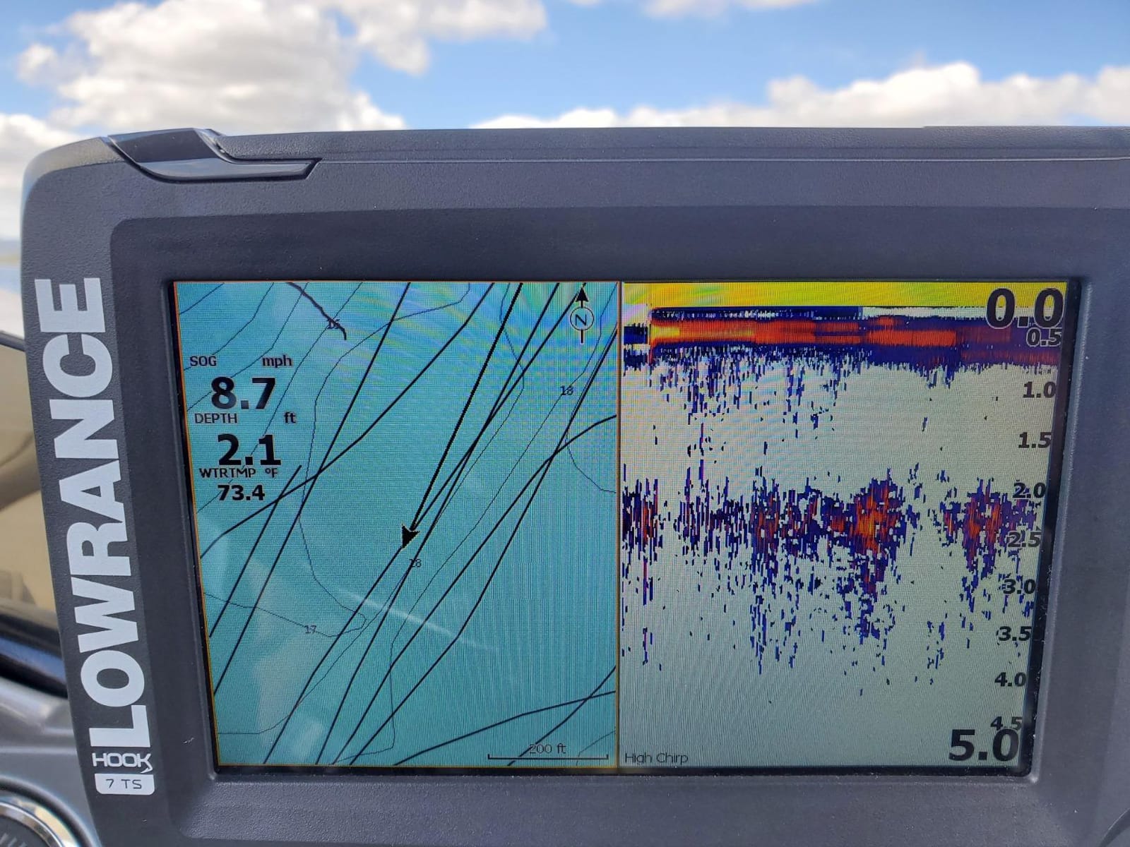 Lowrance HOOK2-7 7-inch Fish Finder with TripleShot Transducer and US / Canada Navionics+ Map Card customer photo 2