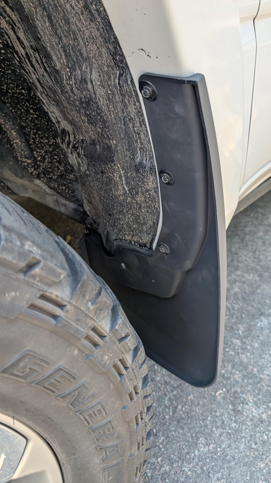 Kiwi Master No Drill Mud Flaps for 2014-2018 Chevy Silverado 1500/2500/3500 customer photo 2
