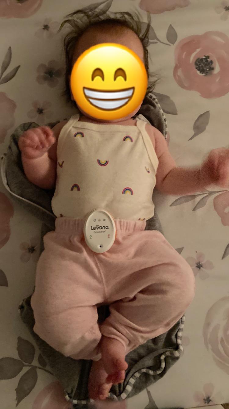 Levana Oma Sense Portable Baby Breathing Movement Monitor with Vibrations and Audible Alerts Designed to Stimulate Baby and Alert Parents customer photo 1