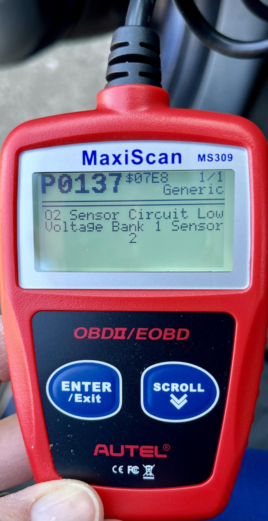 Autel OBD2 Scanner MS309 Universal Car Engine Fault Code Reader, Check Engine Light and Emission Monitor Status, OBDII CAN Diagnostic Scan Tool customer photo 2