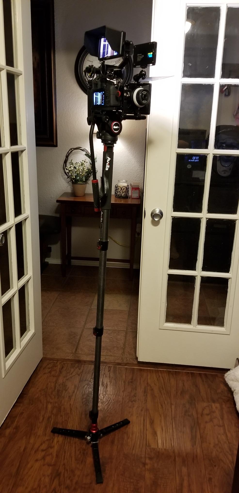 Avella CD324 Carbon Fiber Video Monopod Kit customer photo 1