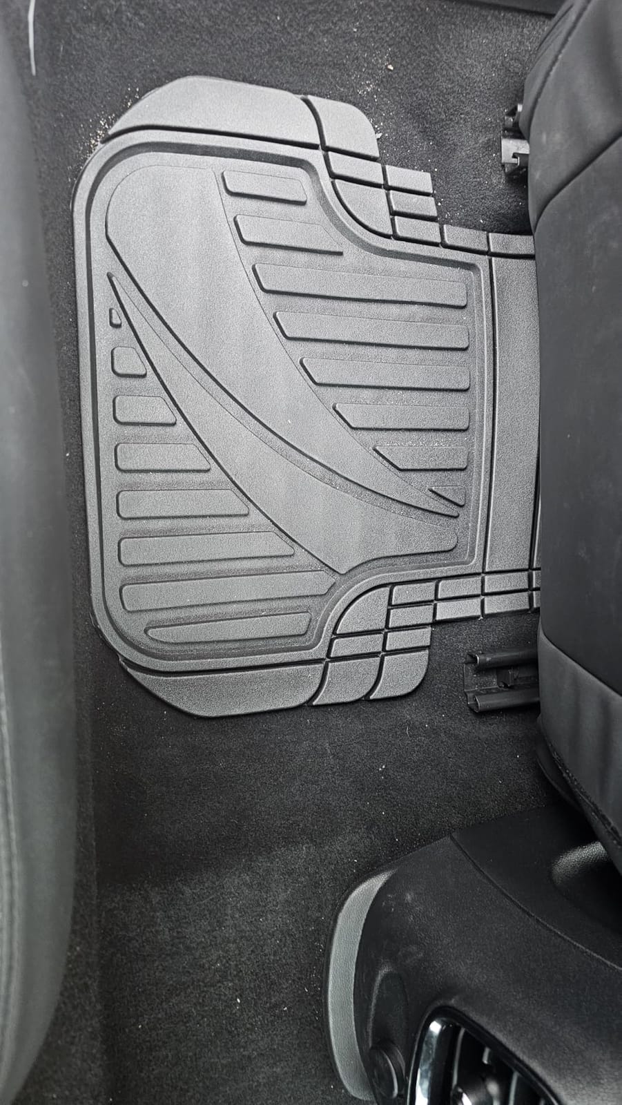 Motor Trend FlexTough Advanced Heavy Duty Black Rubber Car Floor Mats & Cargo Liner for SUV & Car Full Set - Universal Trim to Fit All Weather Automotive Floor Mat & Cargo Liners for SUV, Car, & Van customer photo 1