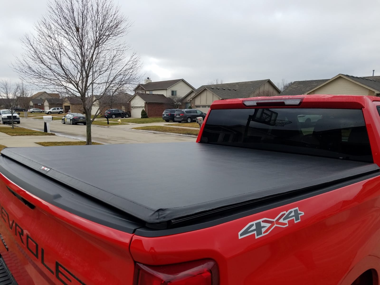 RealTruck TruXedo TruXport Soft Roll Up Truck Bed Tonneau Cover | 272801 | Fits 2019-2025 Chevy/GMC Silverado/Sierra 1500, 2020-21 2500/3500HD 8' 2