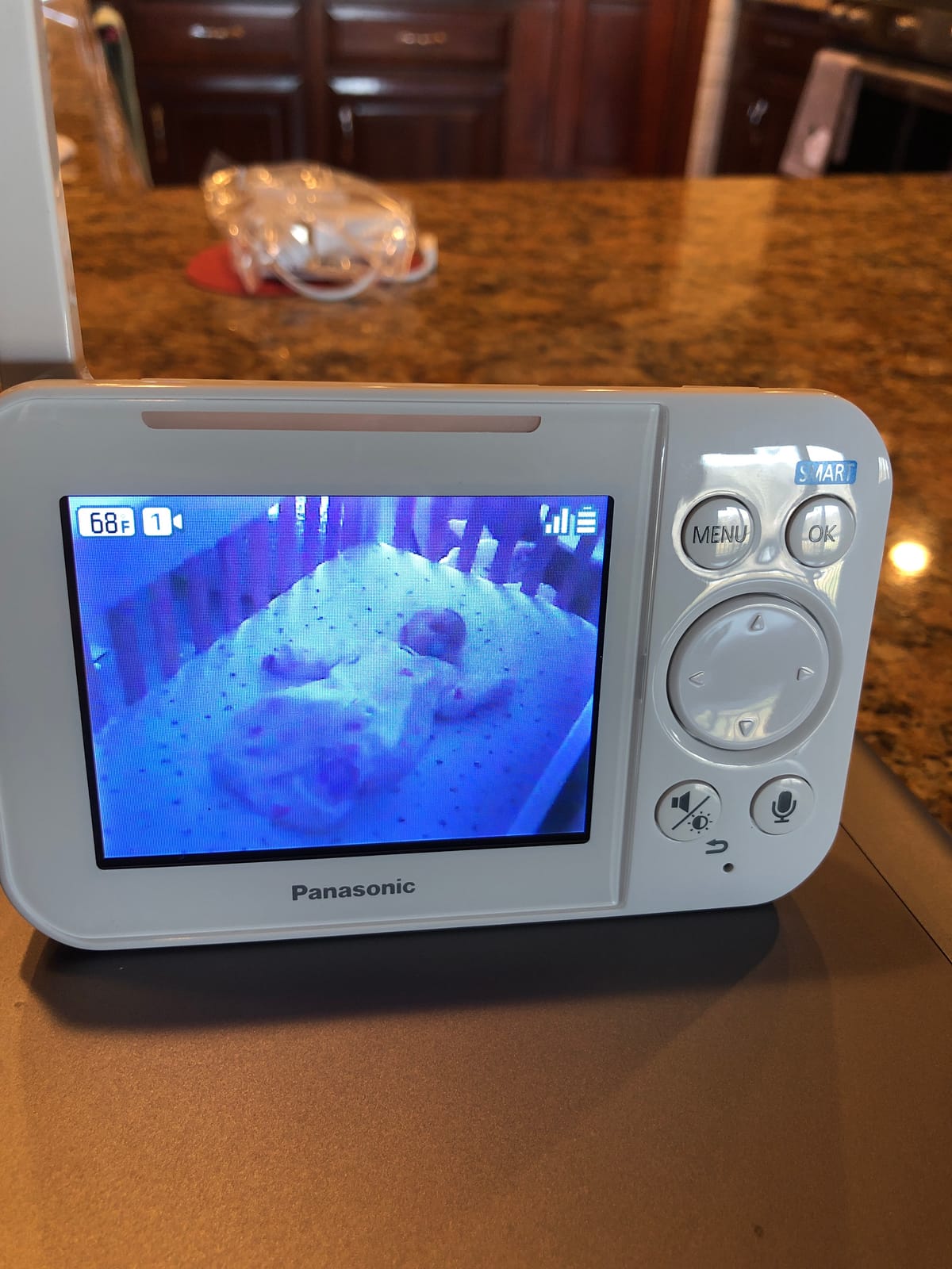 Panasonic Baby Monitor with Camera and Audio, 3.5” Color Video, Extra Long Range, Secure Connection, 2-Way Talk, Soothing Sounds, Remote Pan, Tilt, Zoom - 1 Camera - KX-HN4101W (White) customer photo 1