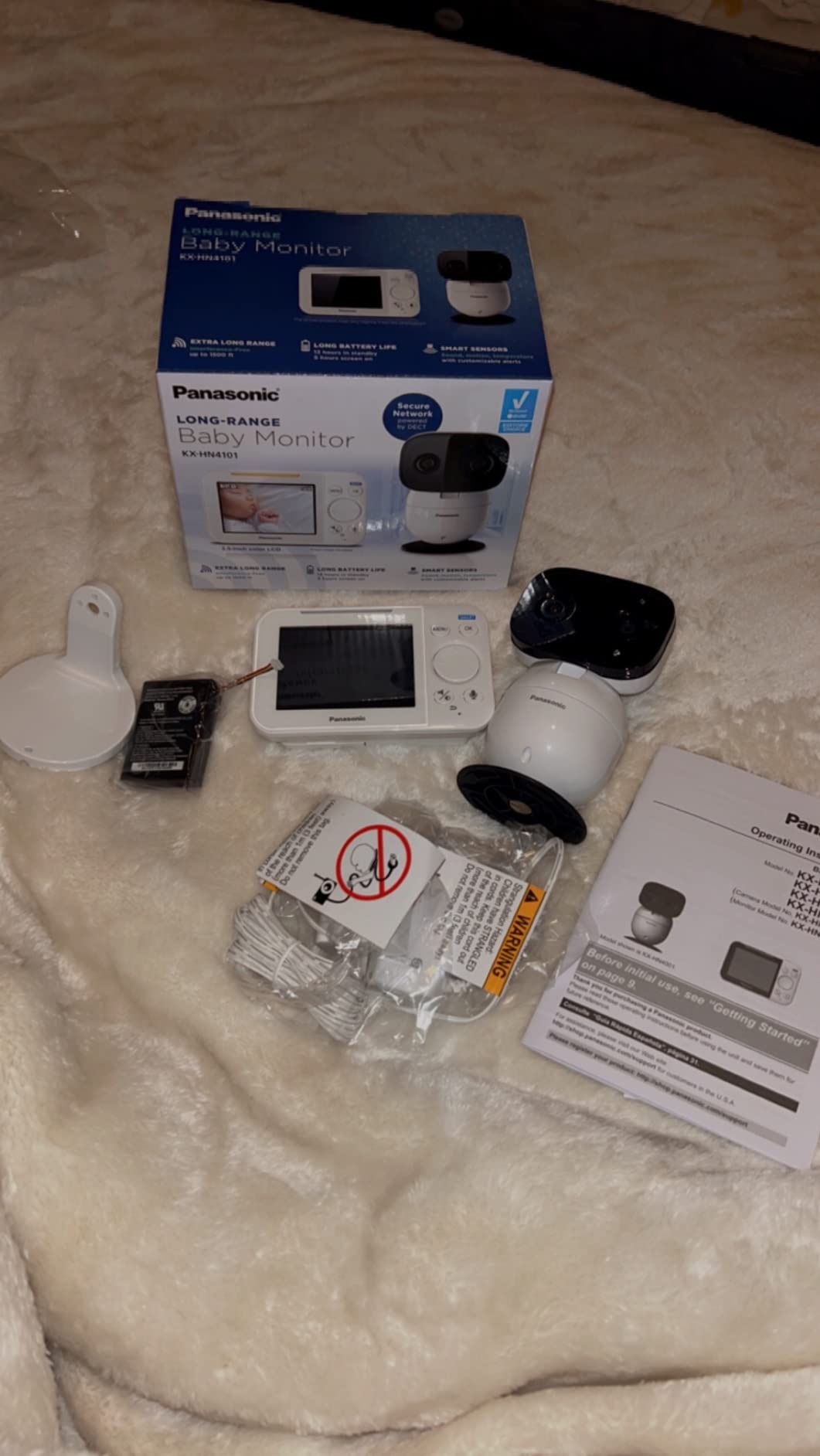 Panasonic Baby Monitor with Camera and Audio, 3.5” Color Video, Extra Long Range, Secure Connection, 2-Way Talk, Soothing Sounds, Remote Pan, Tilt, Zoom - 1 Camera - KX-HN4101W (White) customer photo 2