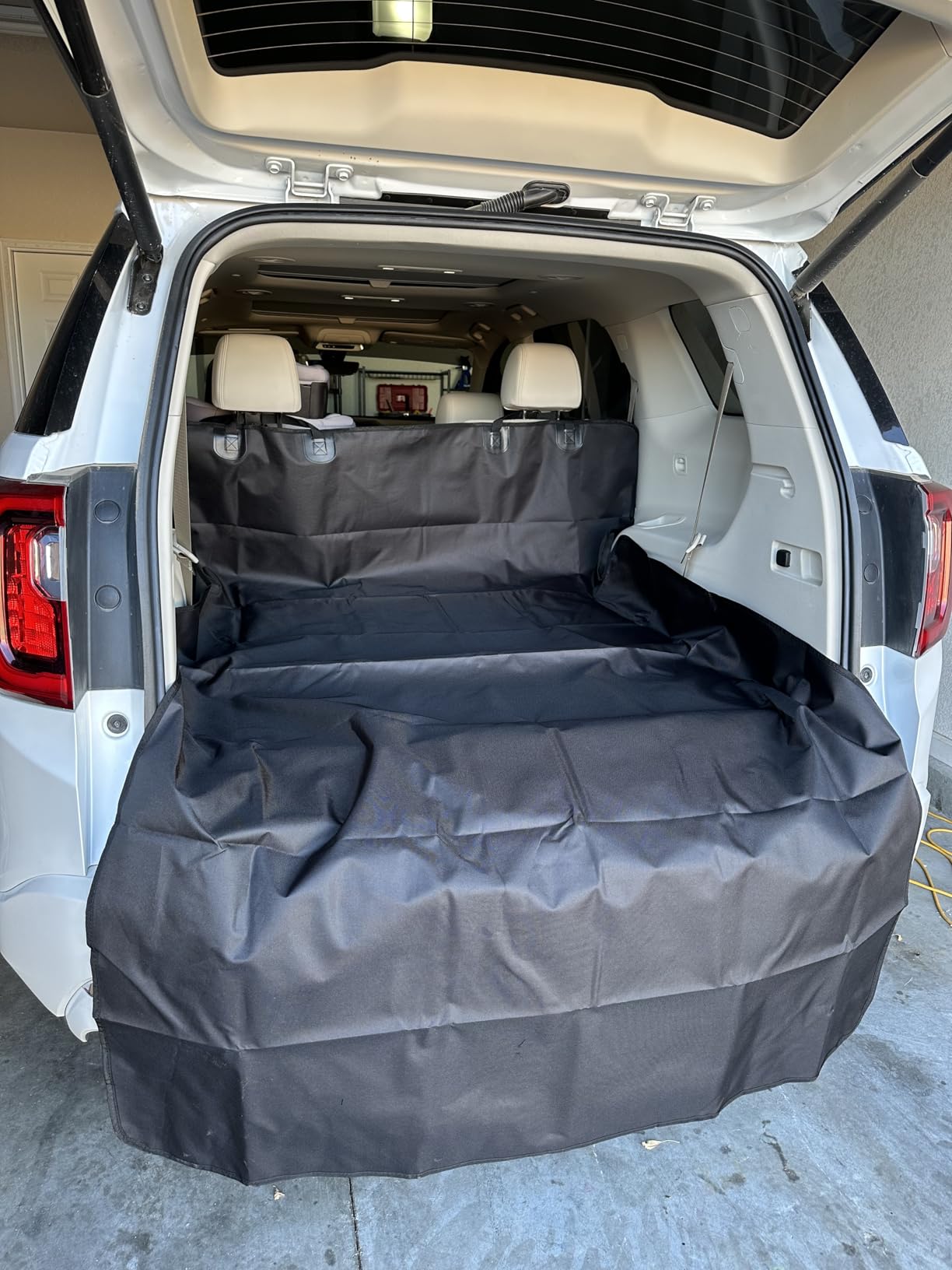 F-color SUV Cargo Liner for Dogs - Waterproof Dog Car Cover for SUV customer photo 2