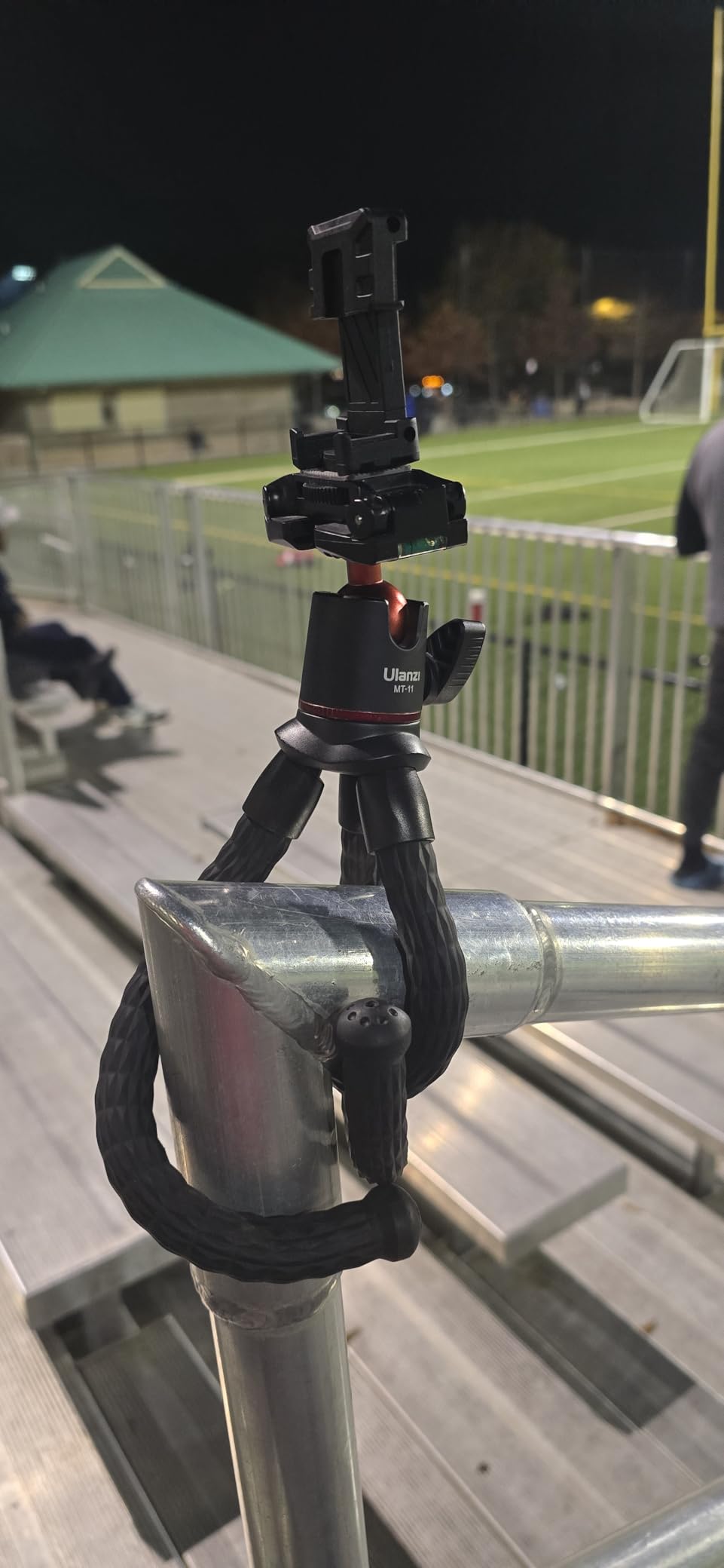 ULANZI Camera Tripod, Mini Flexible Phone Stand w Hidden Phone Holder customer photo 1