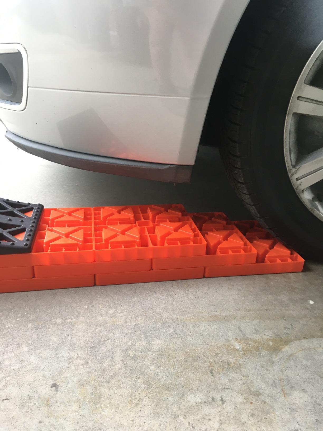 Homeon Wheels 10 Packs Rv/Camper Leveling Blocks, Chocks Anti-Slip Pads Design Include One Wheel Chock and Carrying Bag for Camper Travel Trailer customer photo 2