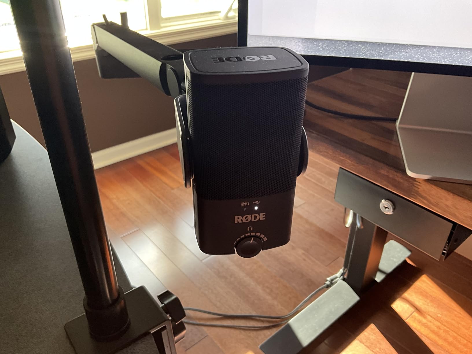 RØDE NT-USB Mini Studio-Quality USB Condenser Microphone customer photo 1