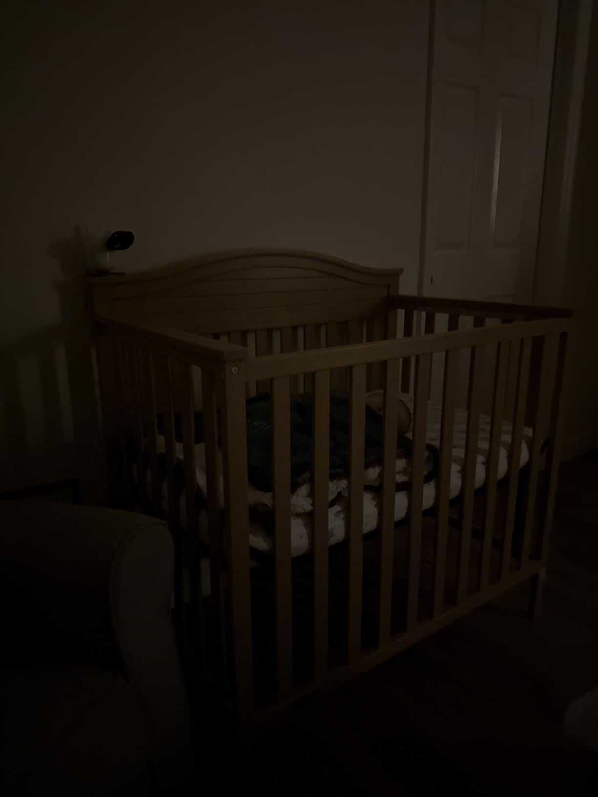 Graco Stella 4-in-1 Convertible Mini Crib with Bonus Mattress, Pebble Gray customer photo 2