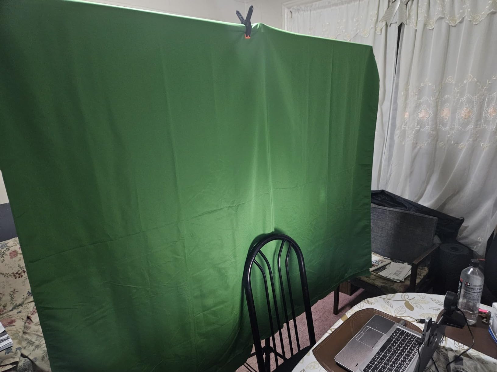 Green Screen Backdrop Kit with Stand, 5X6.5ft Portable Green Screen Backdrop with Stand kit, GreenScreen Background with Stand Carrying Bag Clamp for Streaming Video Zoom customer photo 1