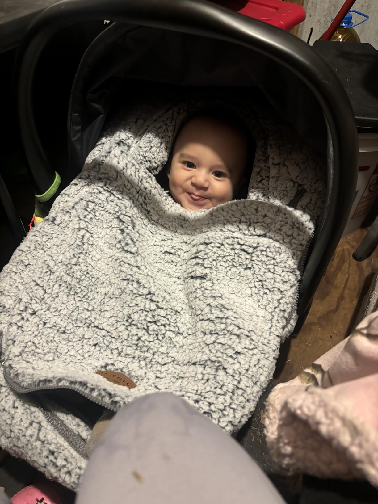 JJ Cole Winter Baby Car Seat Cover - Winter Car Seat Cover for Baby Seat or Stroller - Infant Car Seat Covers with Warm Sherpa Lining - Cuddly Gray customer photo 1