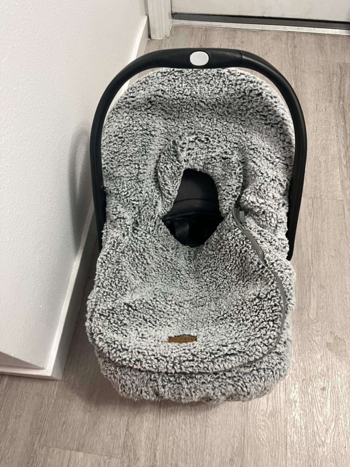JJ Cole Winter Baby Car Seat Cover - Winter Car Seat Cover for Baby Seat or Stroller - Infant Car Seat Covers with Warm Sherpa Lining - Cuddly Gray customer photo 2