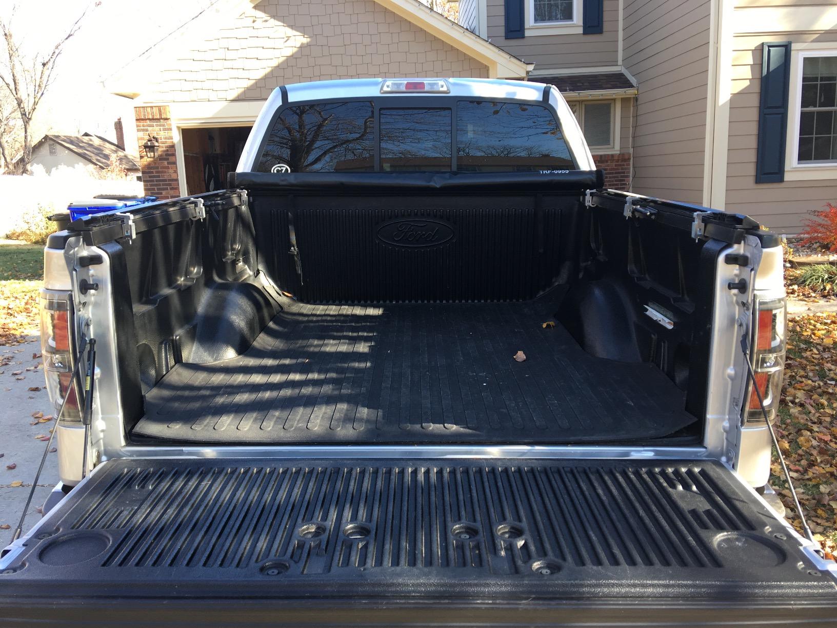 MaxMate Soft Roll-up Truck Bed Tonneau Cover Compatible with 2021-2026 Ford F-150; Lightning | 5.5' (67