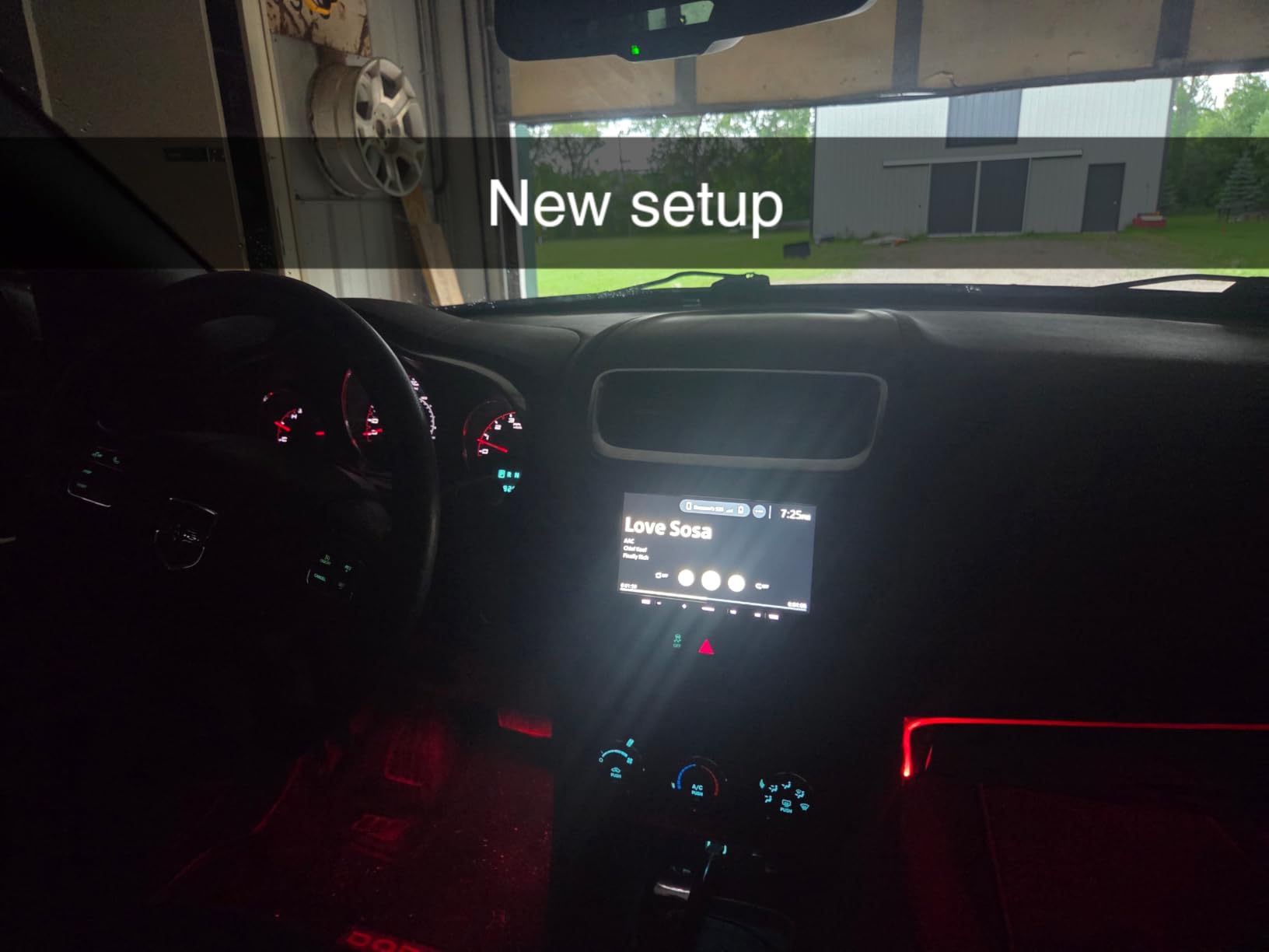 Sony XAV-AX4000 7-Inch Multimedia Receiver with Wireless Car Play/Android Auto and Maestro Ready (XAVAX4000) customer photo 1