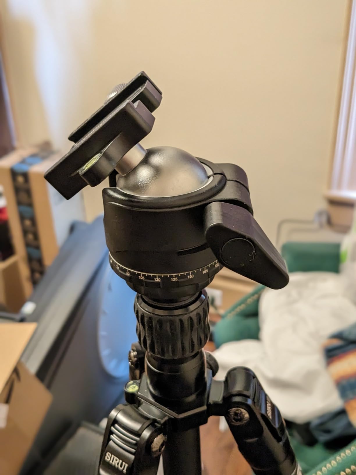Tripod Ball Head, CAVIX H-46 Metal Ball Head Camera Tripod Head 44lbs/20kg Load with Arca Swiss Quick Release Plate for Tripod, Monopod, DSLR, Camera customer photo 1