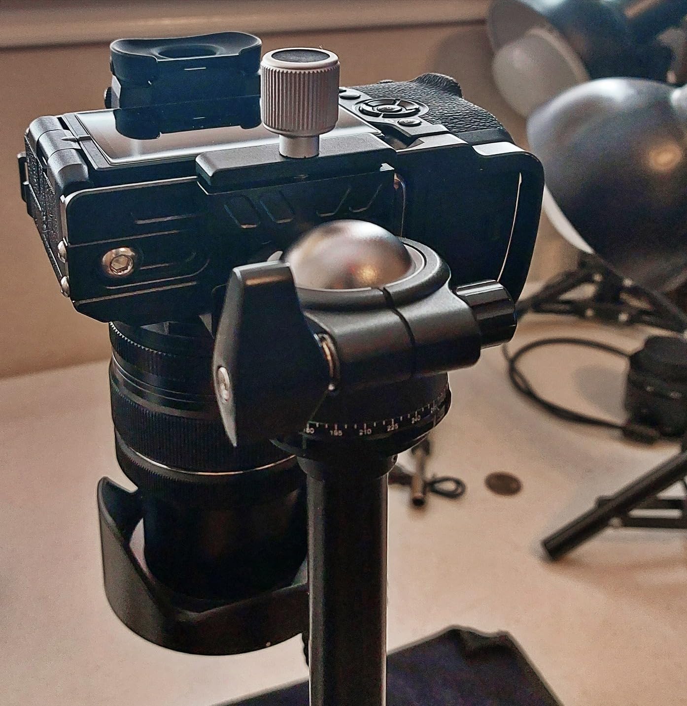 Tripod Ball Head, CAVIX H-46 Metal Ball Head Camera Tripod Head 44lbs/20kg Load with Arca Swiss Quick Release Plate for Tripod, Monopod, DSLR, Camera customer photo 2