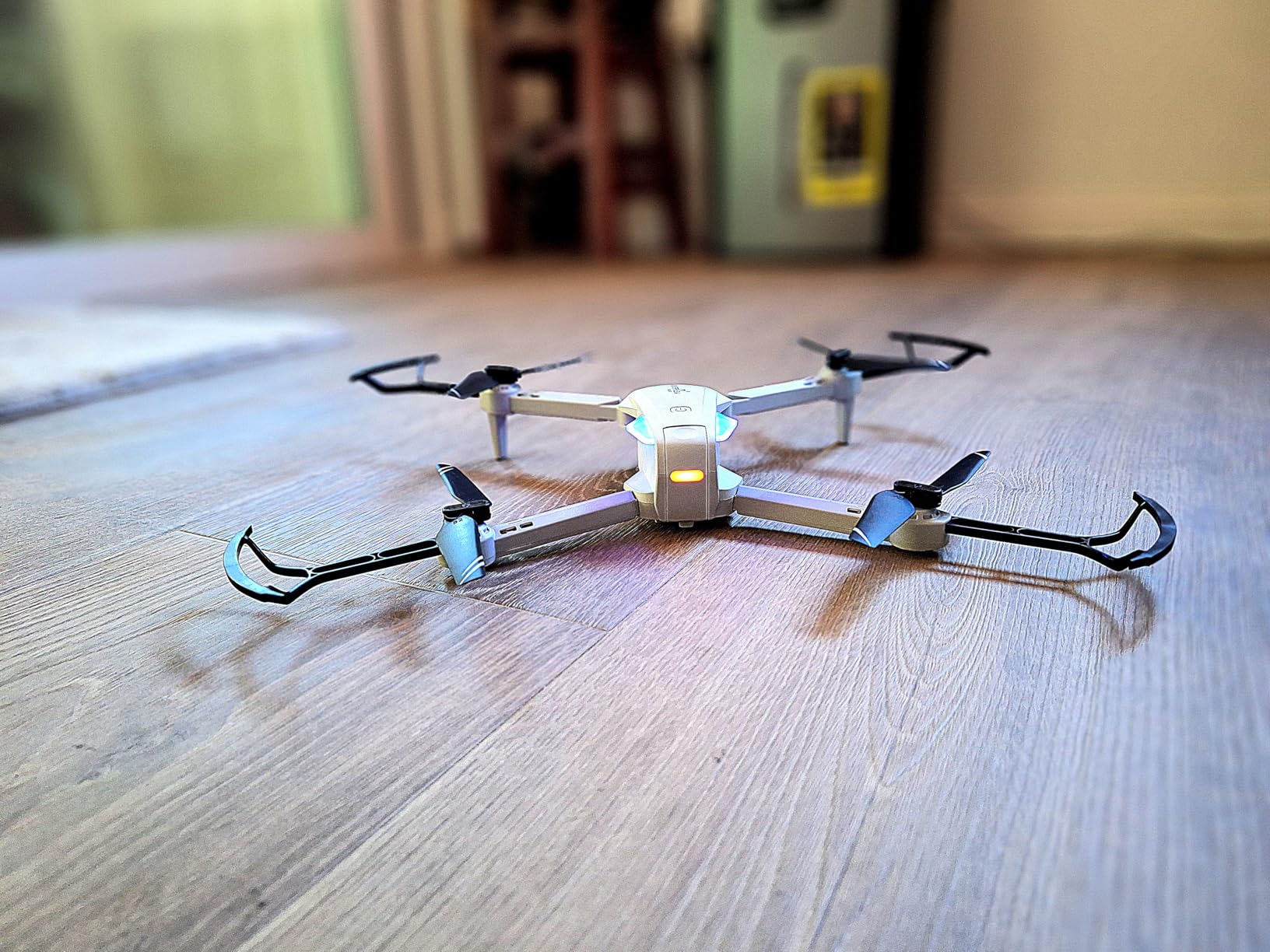 Drone with 1080P Camera for Beginners and Adults, Foldable Remote Control Quadcopter with Voice Control, Gestures Selfie, Altitude Hold, One Key Start, 3D Flips, 2 Batteries, Toy for Beginners customer photo 1