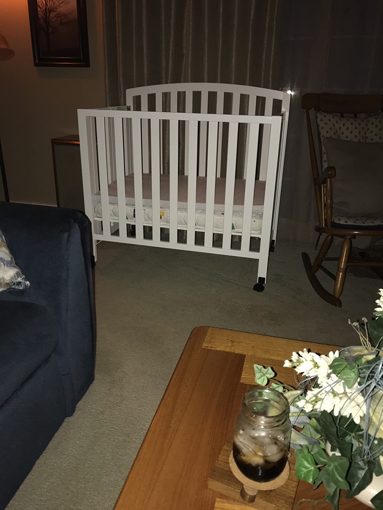 DaVinci Dylan 3-in-1 Convertible Portable Mini Crib, Ebony customer photo 2