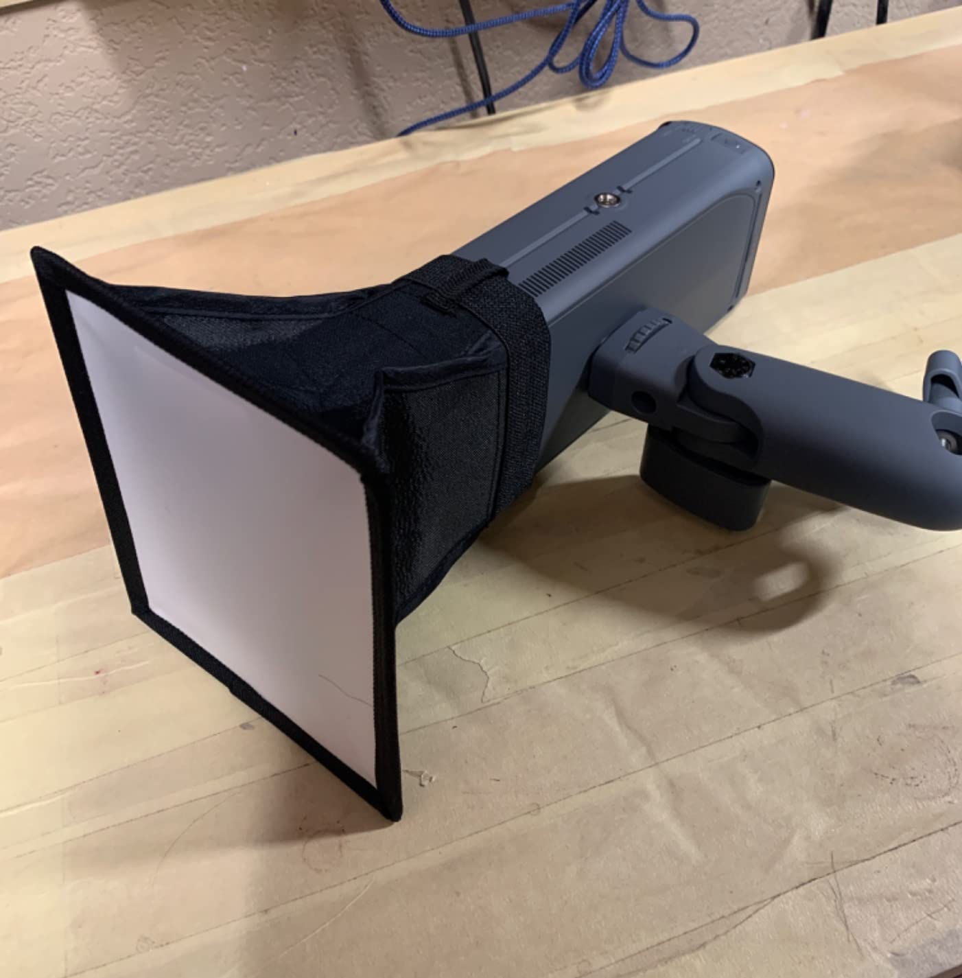NEEWER Q3 200Ws 2.4G TTL Flash (2nd Version), 1/8000 HSS Strobe Light Photography Monolight with QPRO-C Trigger Compatible with Canon, Diffuser/3200mAh Battery/500 Full Power Pops/Recycle in 0.01-1.8s customer photo 2