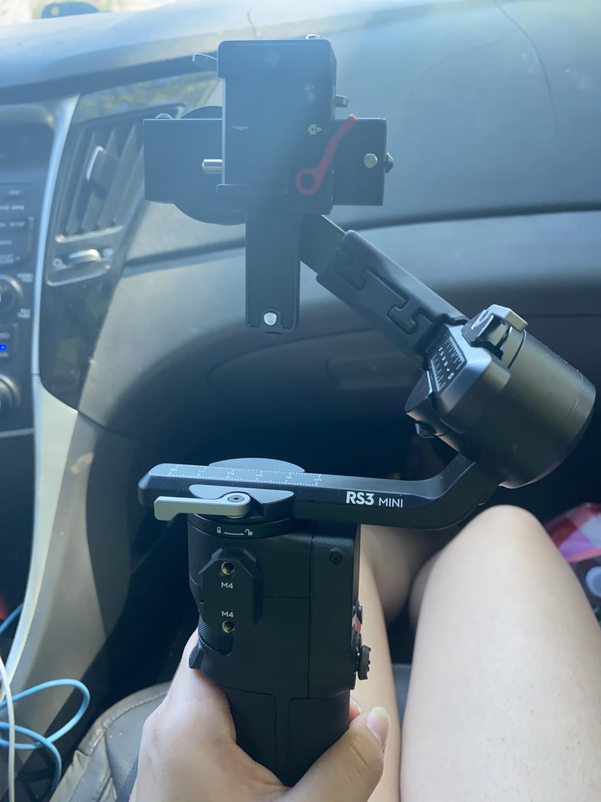 DJI RS 3 Mini, Camera Gimbal Stabilizer, Canon/Sony/Nikon/Fujifilm customer photo 1