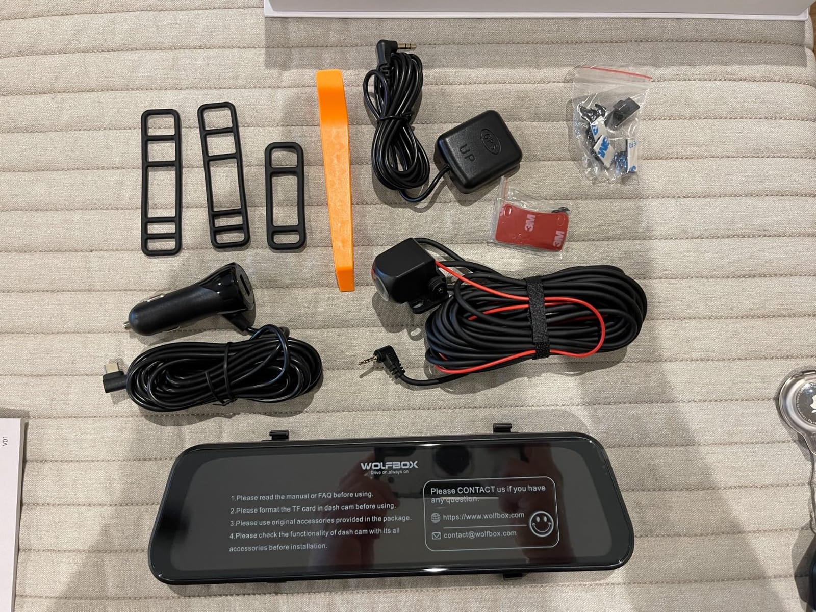 WOLFBOX G930 10'' 4K Rear View Mirror Camera with 64GB Card,5.8GHz WiFi customer photo 2