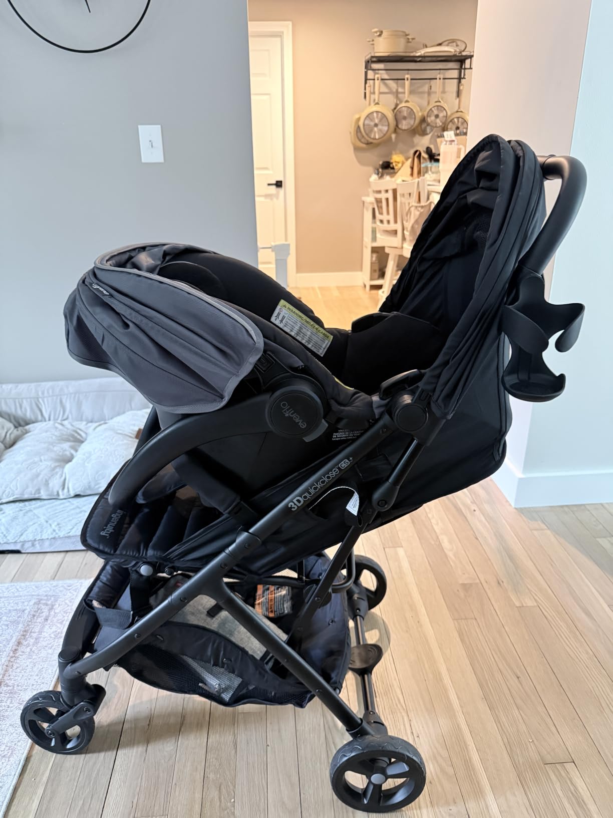 Ingenuity 3Dquickclose CS+ Compact Fold Stroller – Lightweight Stroller with Oversized Canopy, Extra-Large Storage and Compact Fold, Gray customer photo 1