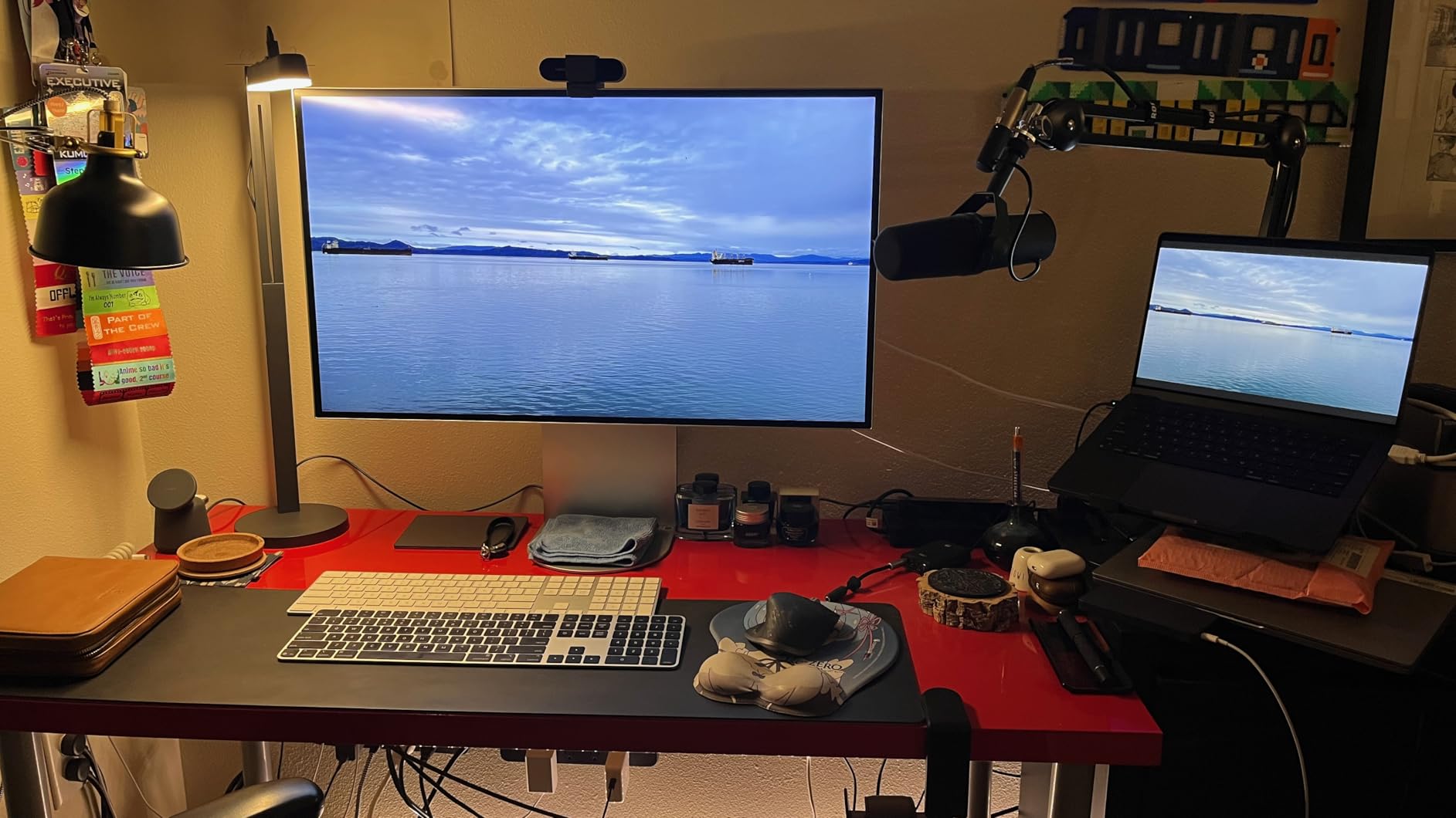 Logitech G Litra Beam Premium LED Gaming Light with TrueSoft - Graphite customer photo 2