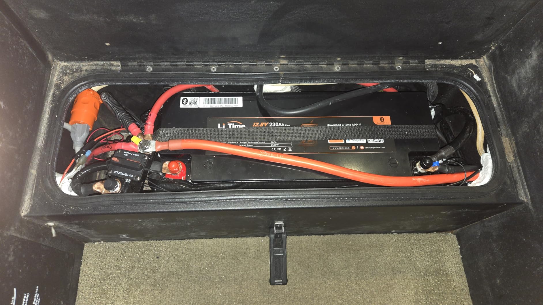 Litime 12V 230Ah Deep Cycle LiFePO4 Battery for RV, Camper, Travel Trailer customer photo 2