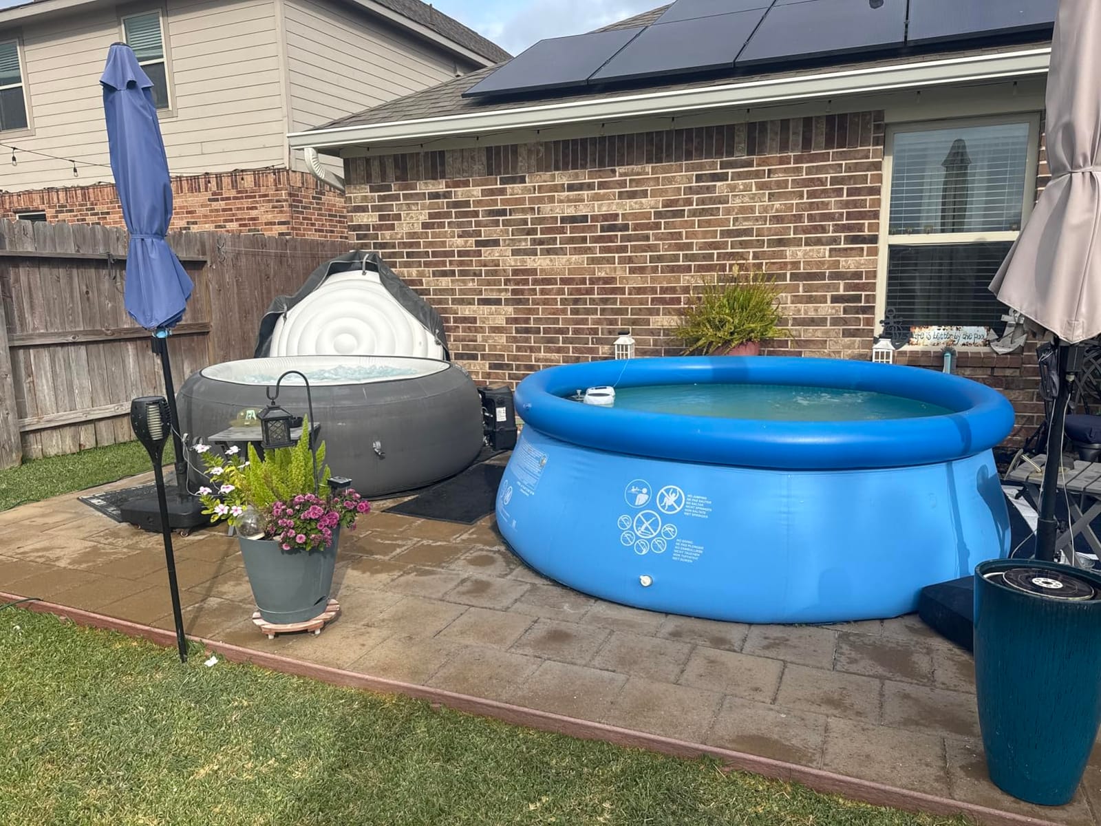 INTEX SimpleSpa 4 Person Inflatable Hot Tub, Portable Spa with 100 Jets customer photo 2