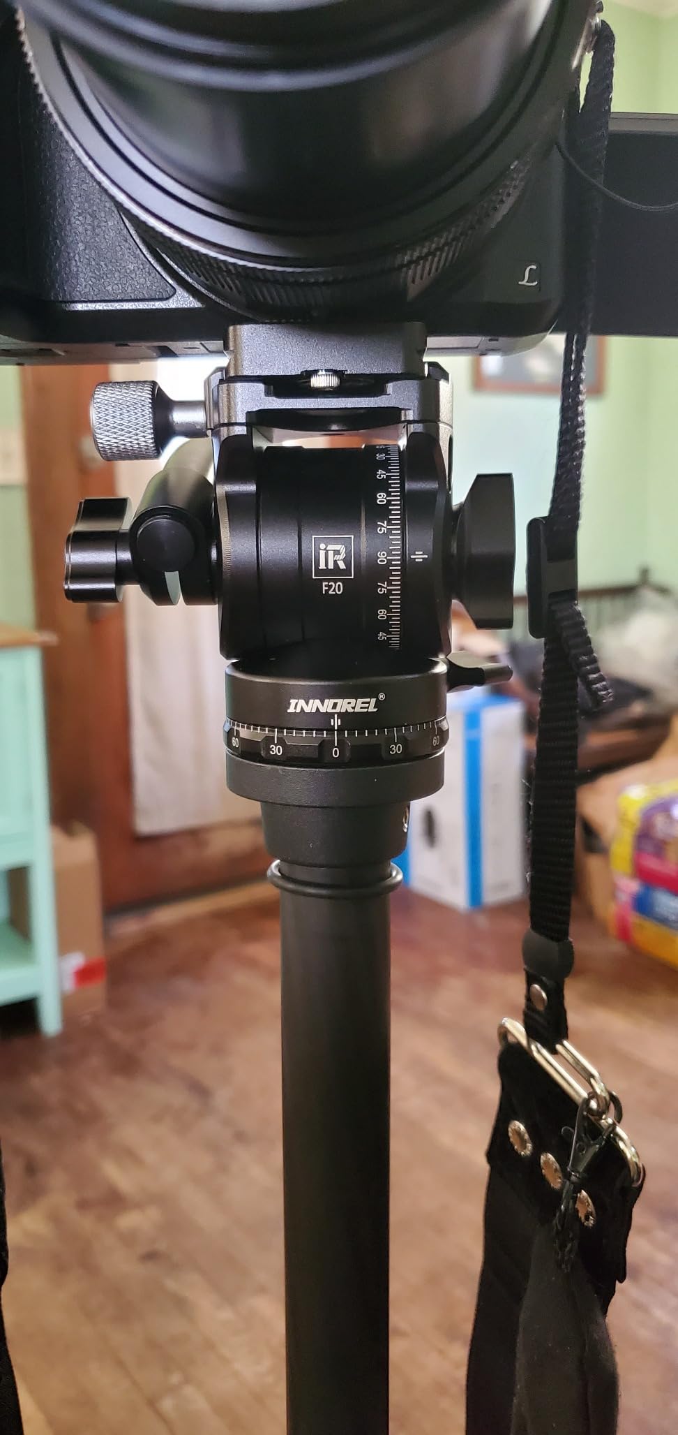 INNOREL F20 Fluid Head,Tripod Pan Tilt Head Mini Pan Metal Camera Video Tripod Head with 2 Arca Swiss Quick Release Plates, Handle, Magic Arm & Phone Clip for Video DSLR Cameras, Max Load 11lb/5kg customer photo 1