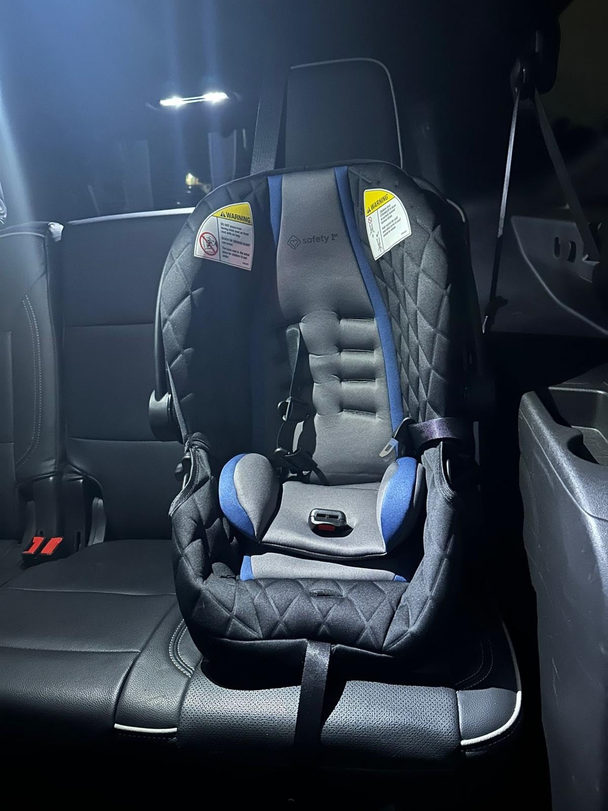 Safety 1st onBoard™ Insta-Latch™ DLX Infant Car Seat with Base, Baby Car Seat for 4-30 lbs., Rear Facing Car Seat, Beach Rose customer photo 1