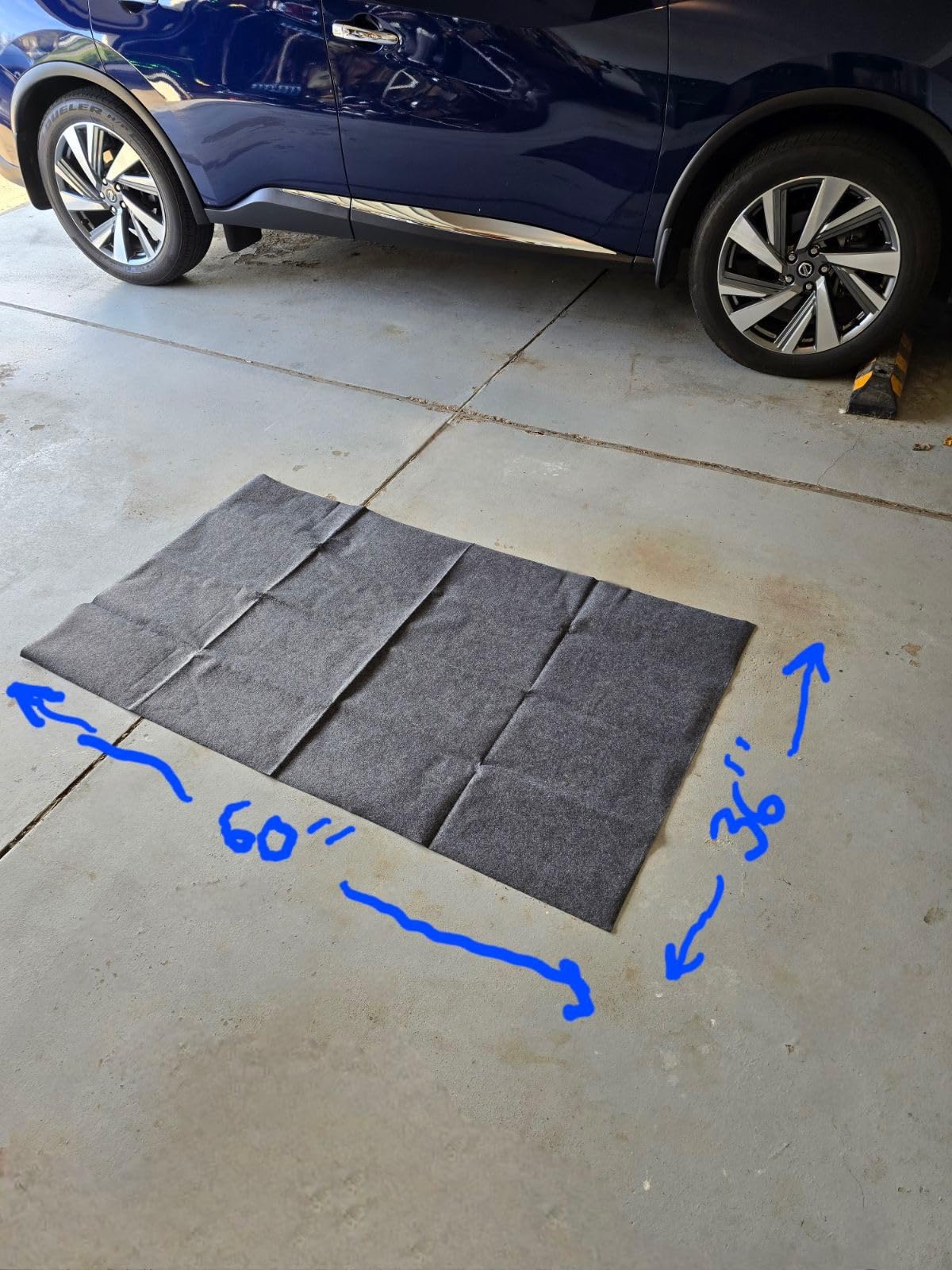 JERIA 2 Pcs 36 X 60 Inch Oil Spill Mat for Under Car Driveway,Oil Leaks Absorbent Oil Pad,Tape Rubber Mat Garage Floor with 16 PCS Tapes customer photo 2