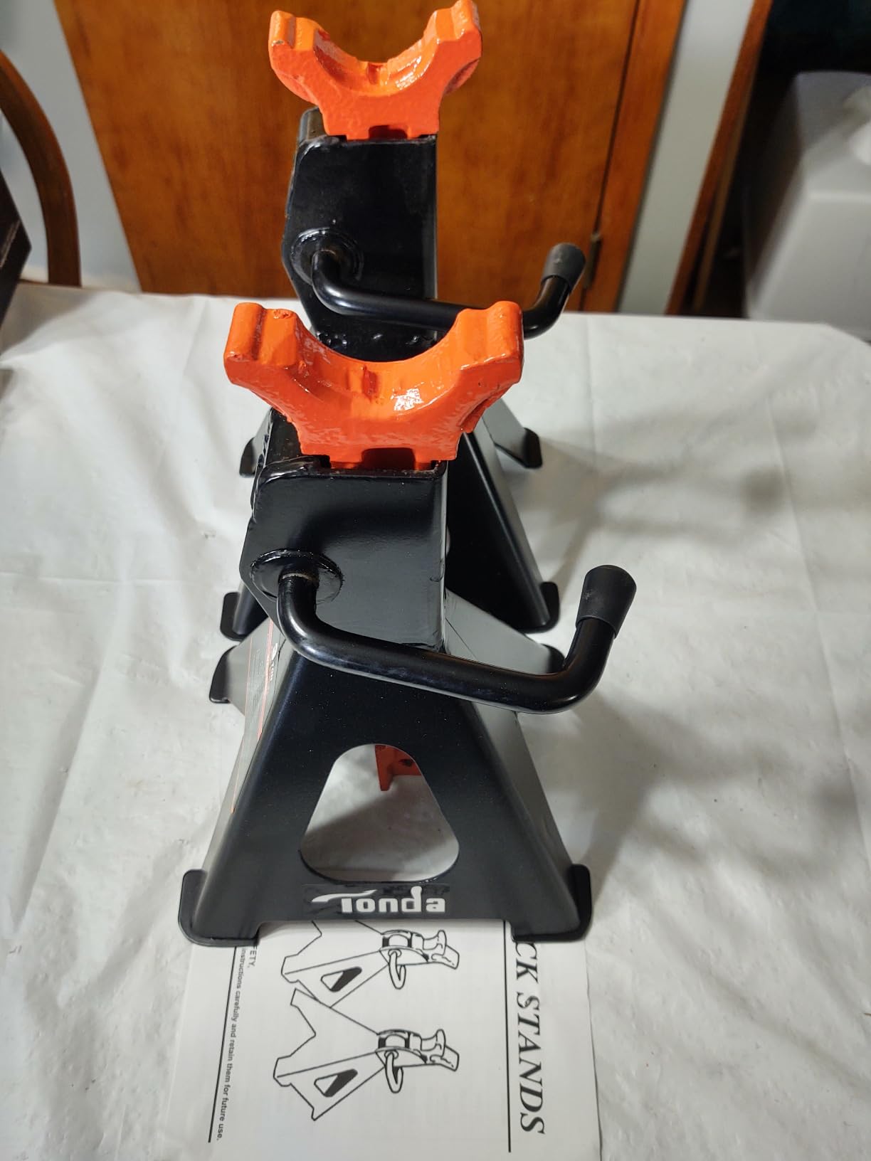 TONDA Jack Stands 3 Ton, Extra Tall, 13.39-21.06 in, 1 Pair customer photo 1