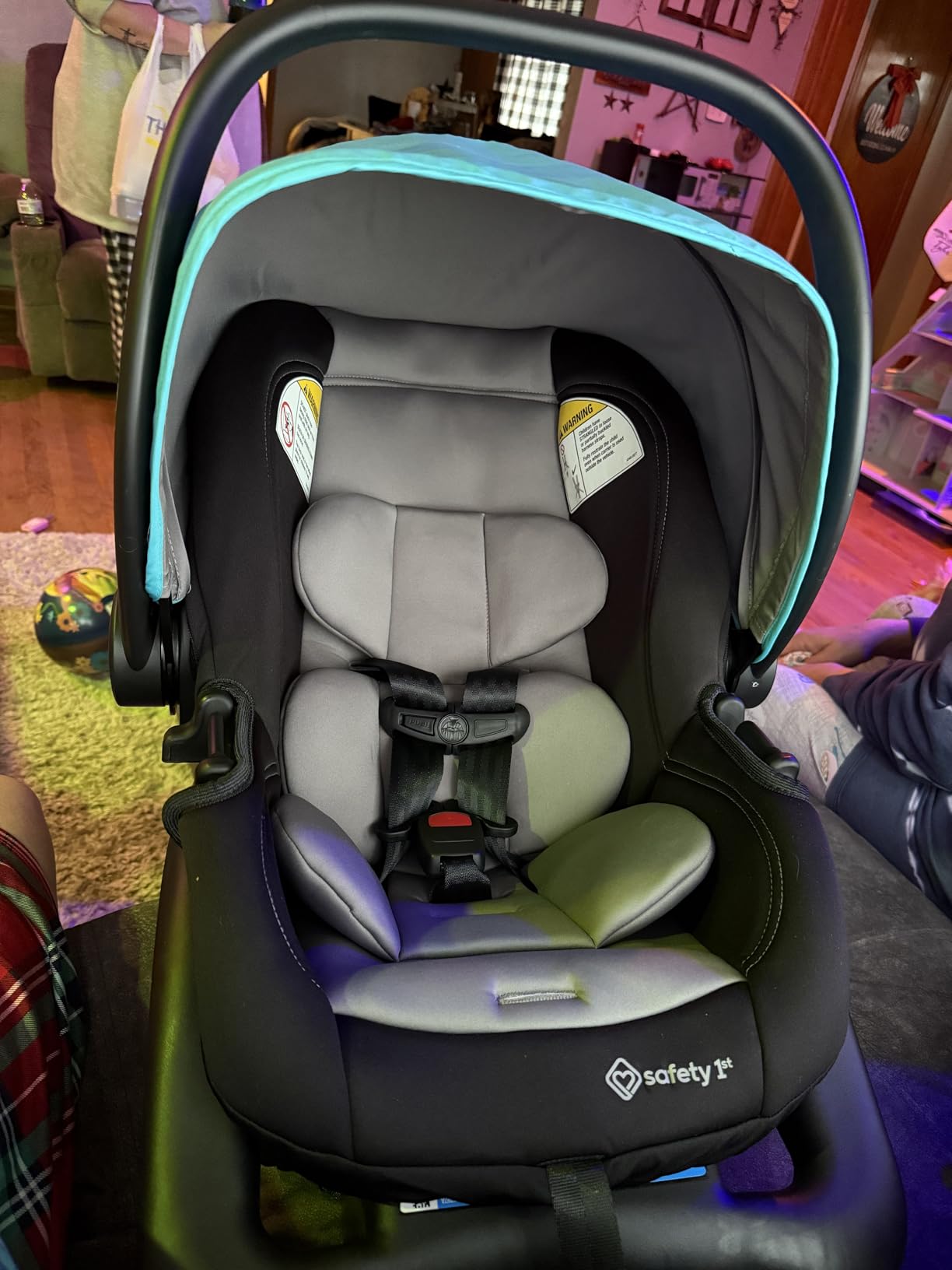 Safety 1st OnBoard FLX Infant Car Seat with Base, Lightweight Baby Car Seat for Travel, Monument 4 customer photo 2