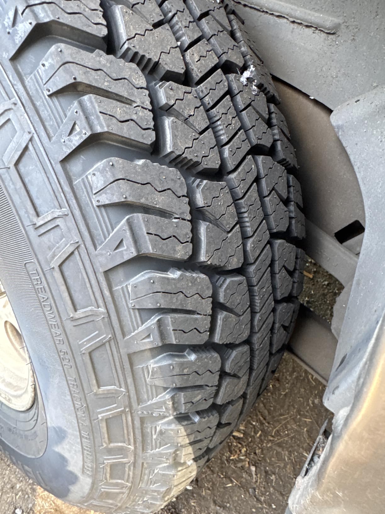 Set of 4 Finalist Terreno A/T 275/60R20 115T SUV All Terrain Tire customer photo 2