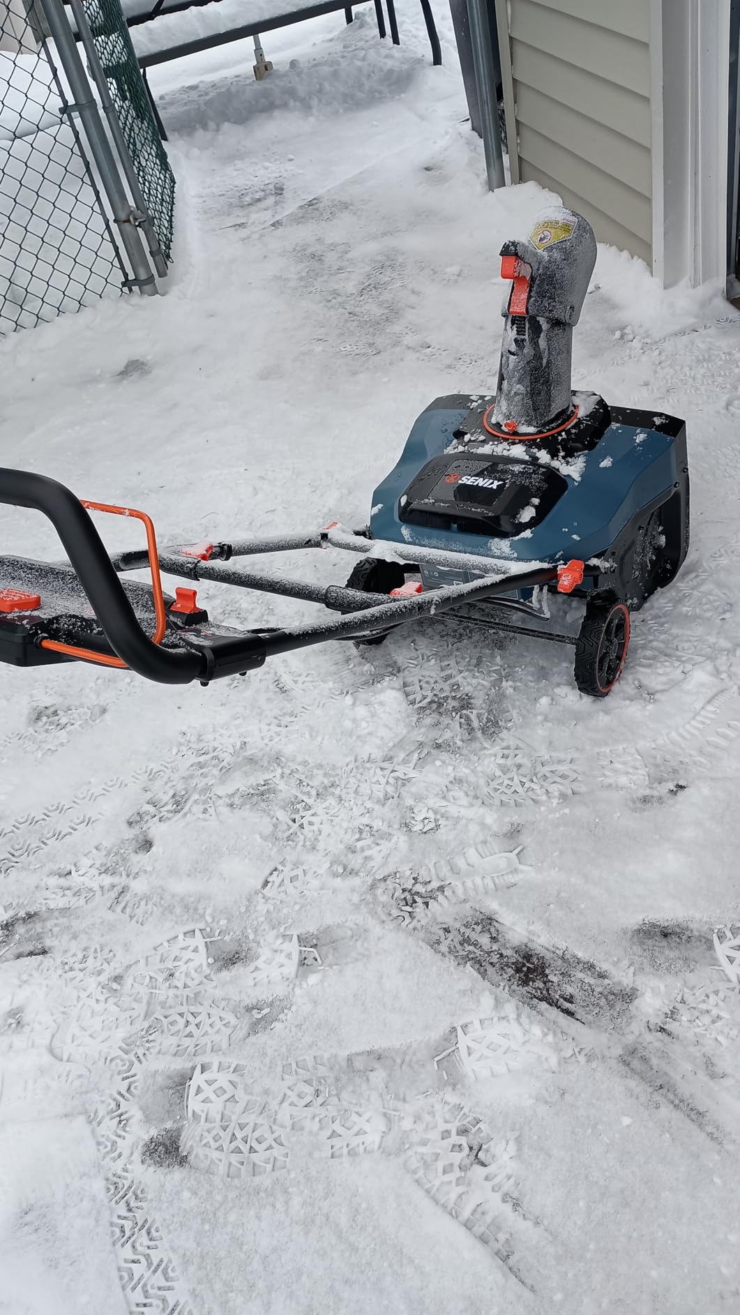 SENIX 40V 21-Inch Cordless Snow Blower with Variable-Speed Steel Auger customer photo 1