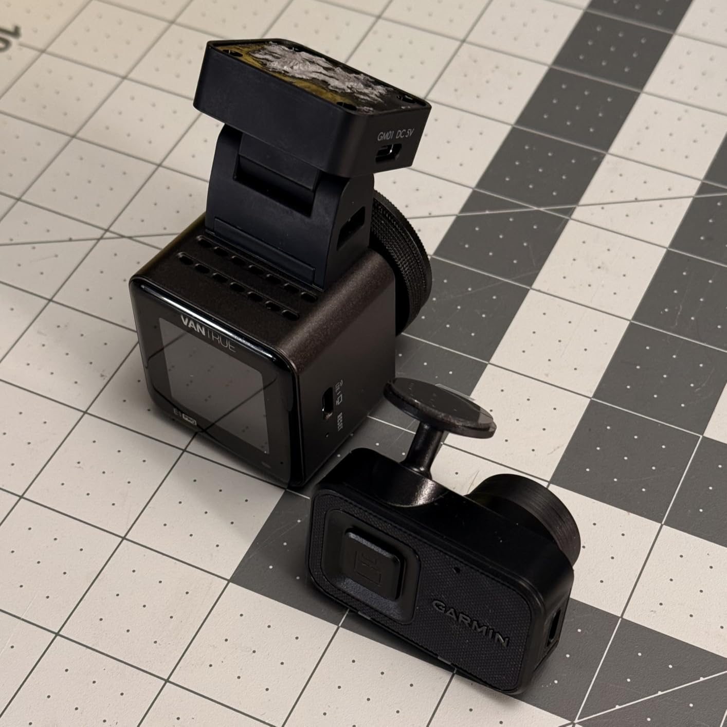 Garmin Dash Cam™ Mini 3, Ultracompact 1080p HD Dash Cam customer photo 2