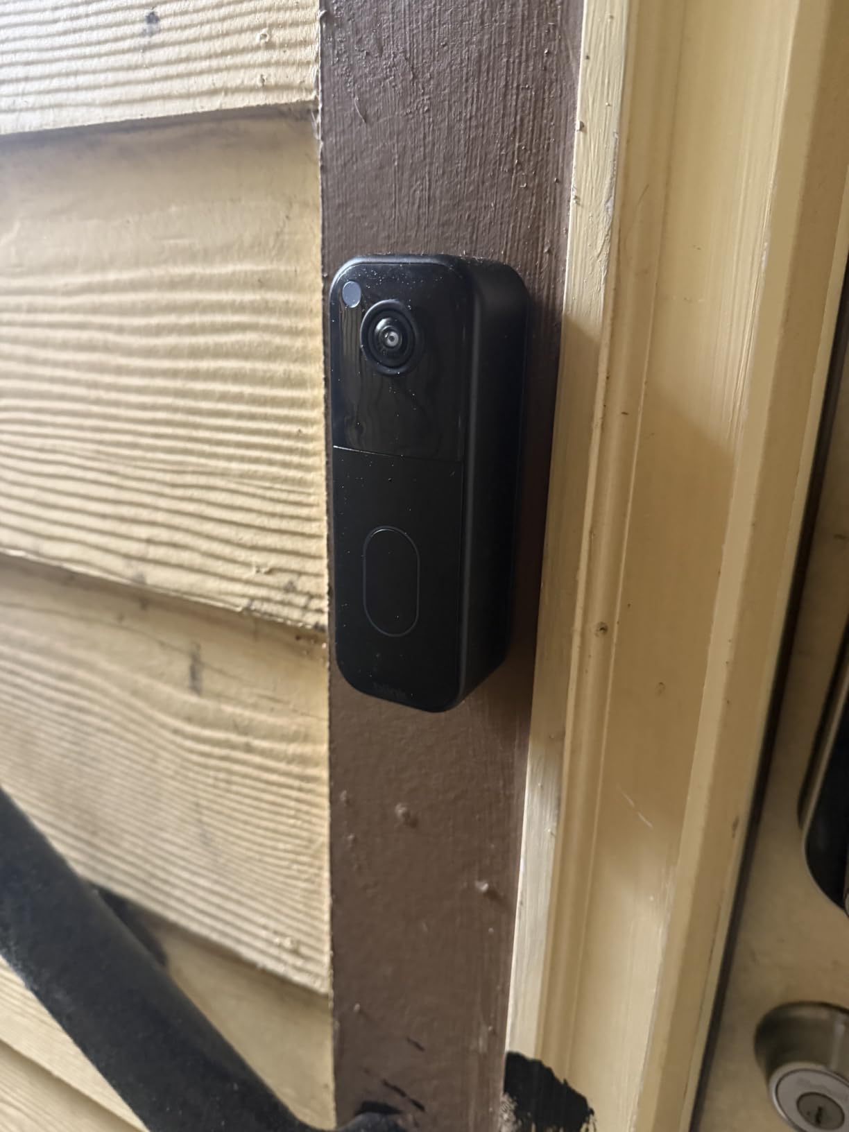 Blink Video Doorbell – Head-to-toe HD view, two-year battery life, and simple setup. Sync Module Core included – System (White) customer photo 2